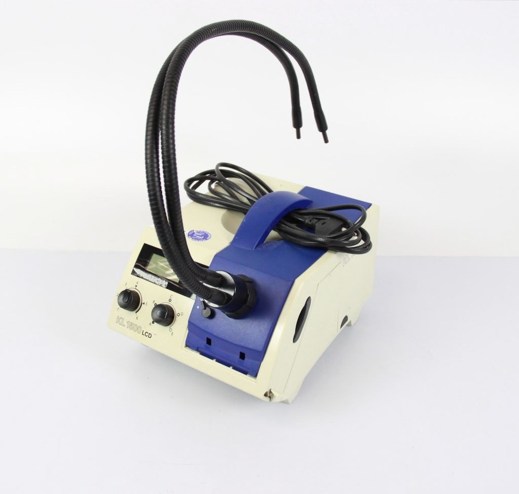 SCHOTT KL 1500 LCD Cold Light Source With 2 Light Guides 150 W