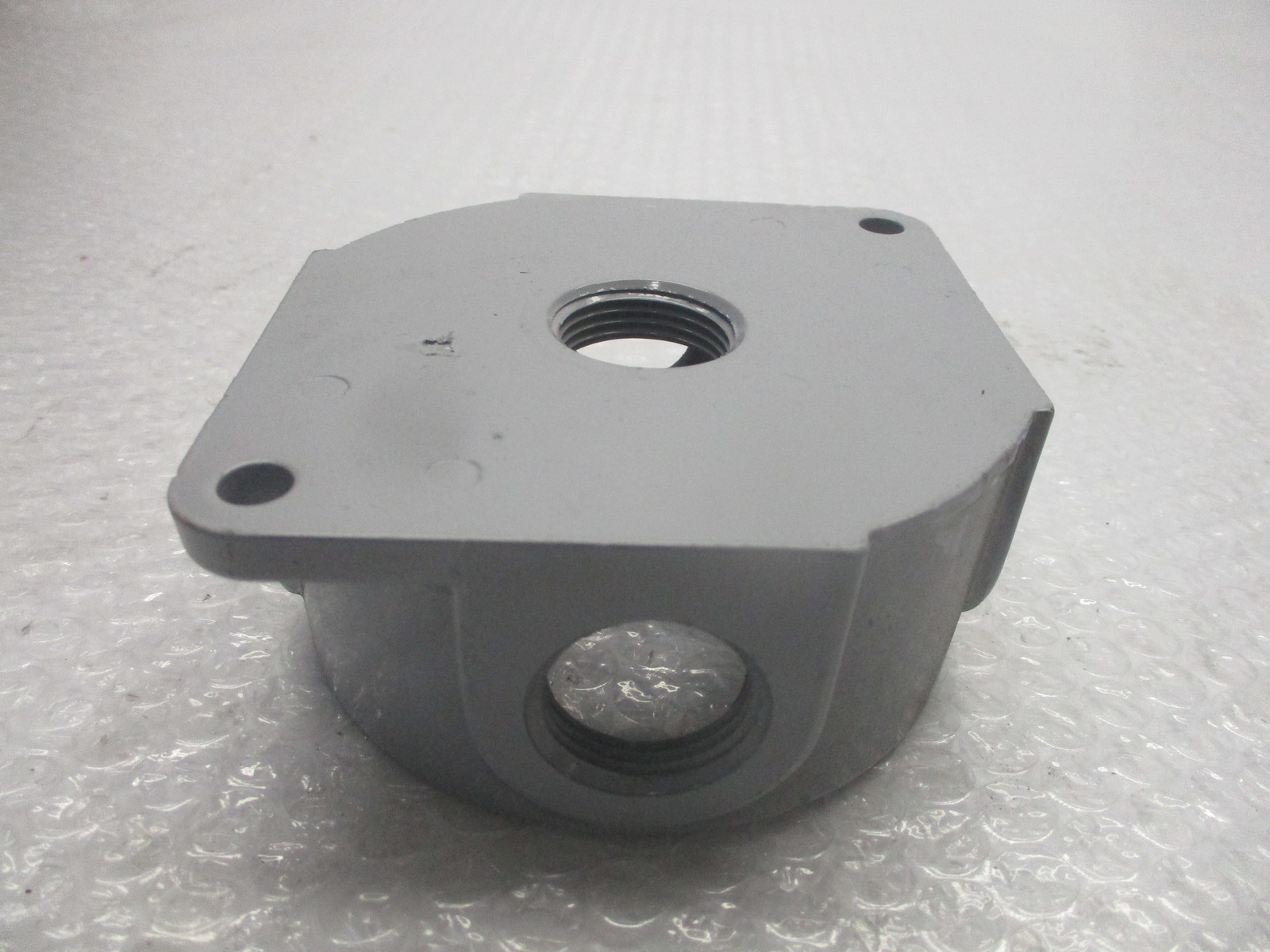 INDUSTRIAL SPARE 609054 OUTLET BOX (AS PICTURED) NSNP