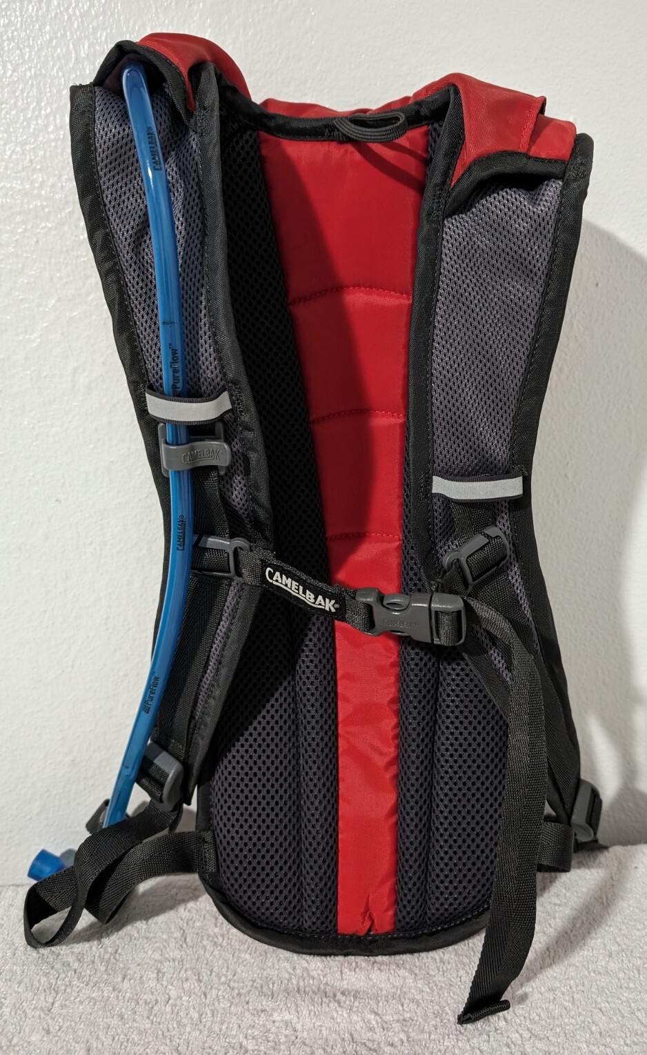CamelBak Rogue Hydration Backpack With Bladder