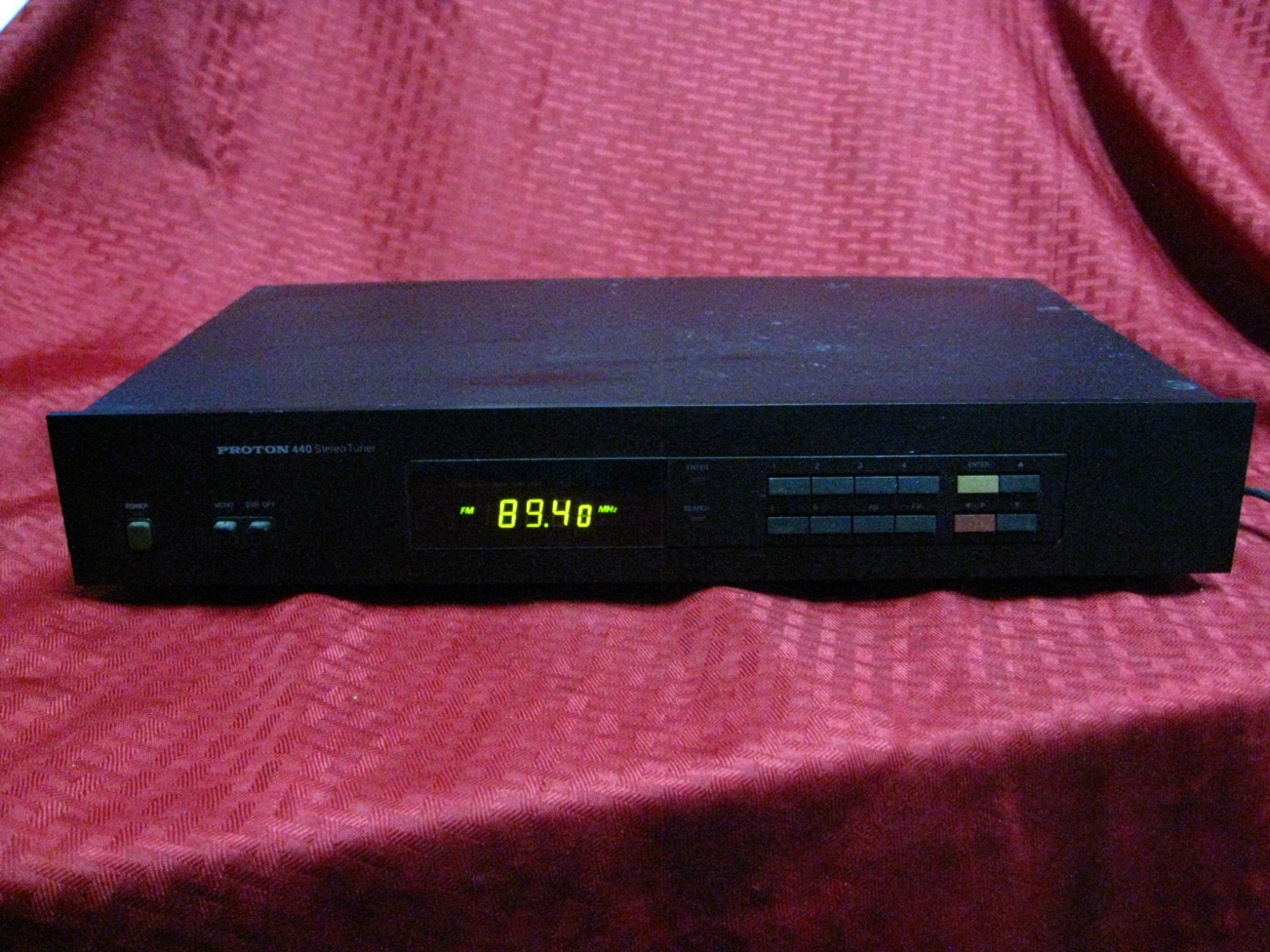 Vintage Proton 440 Stereo digital Tuner component- AM/FM Auto Seek