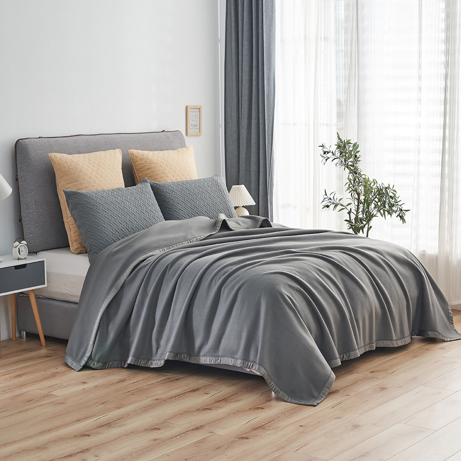 Fleece Blanket Throw Twin Queen King Satin Binding Edges Lightweight Blankets