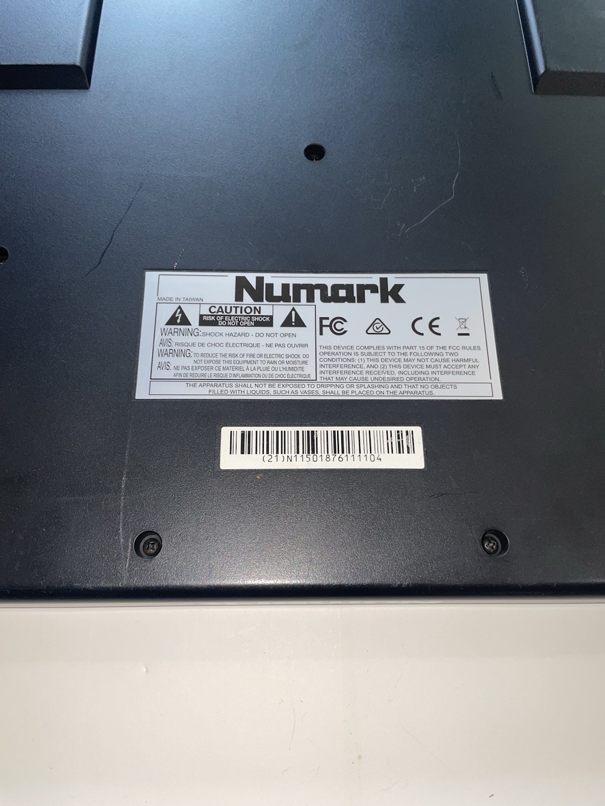 Numark NV 4-Deck Dual-Display USB DJ Controller Turn Tabletop - Black