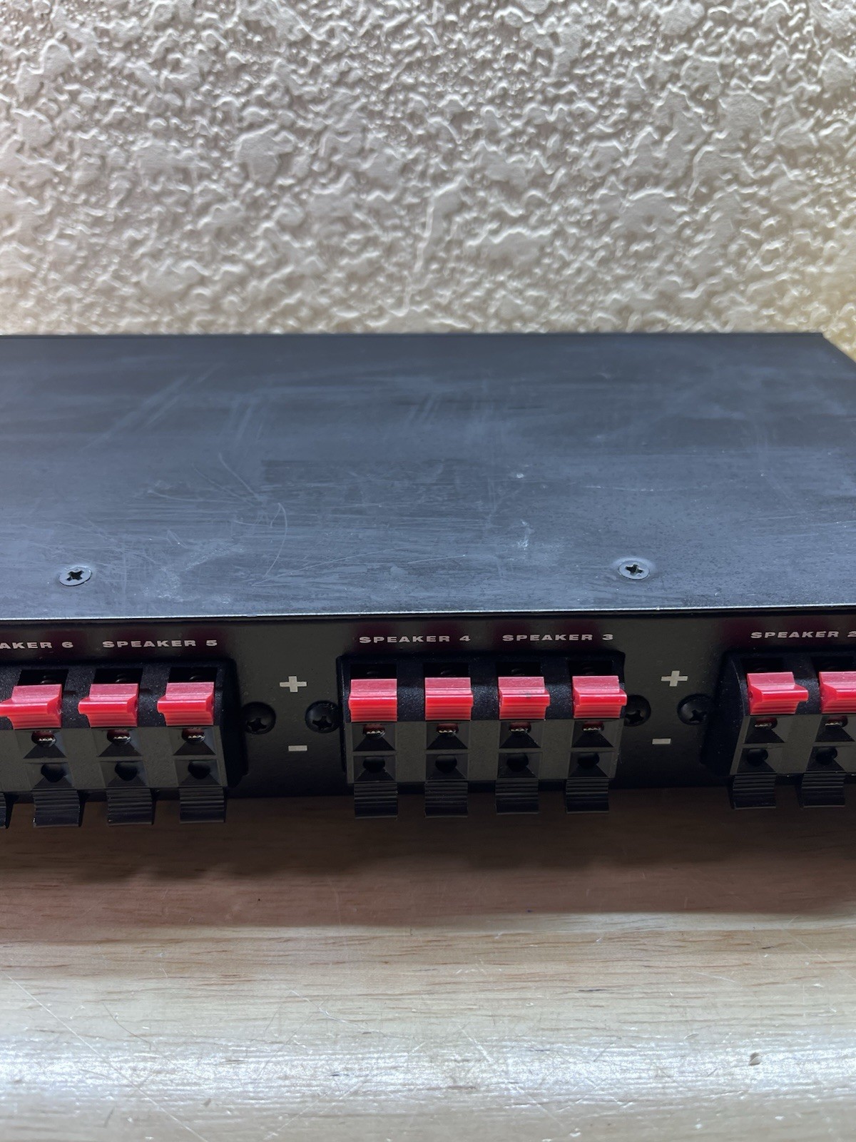 Sonance - SS6 - 6-Pair Stereo Speaker Selector, Good Condition, Pre Owned