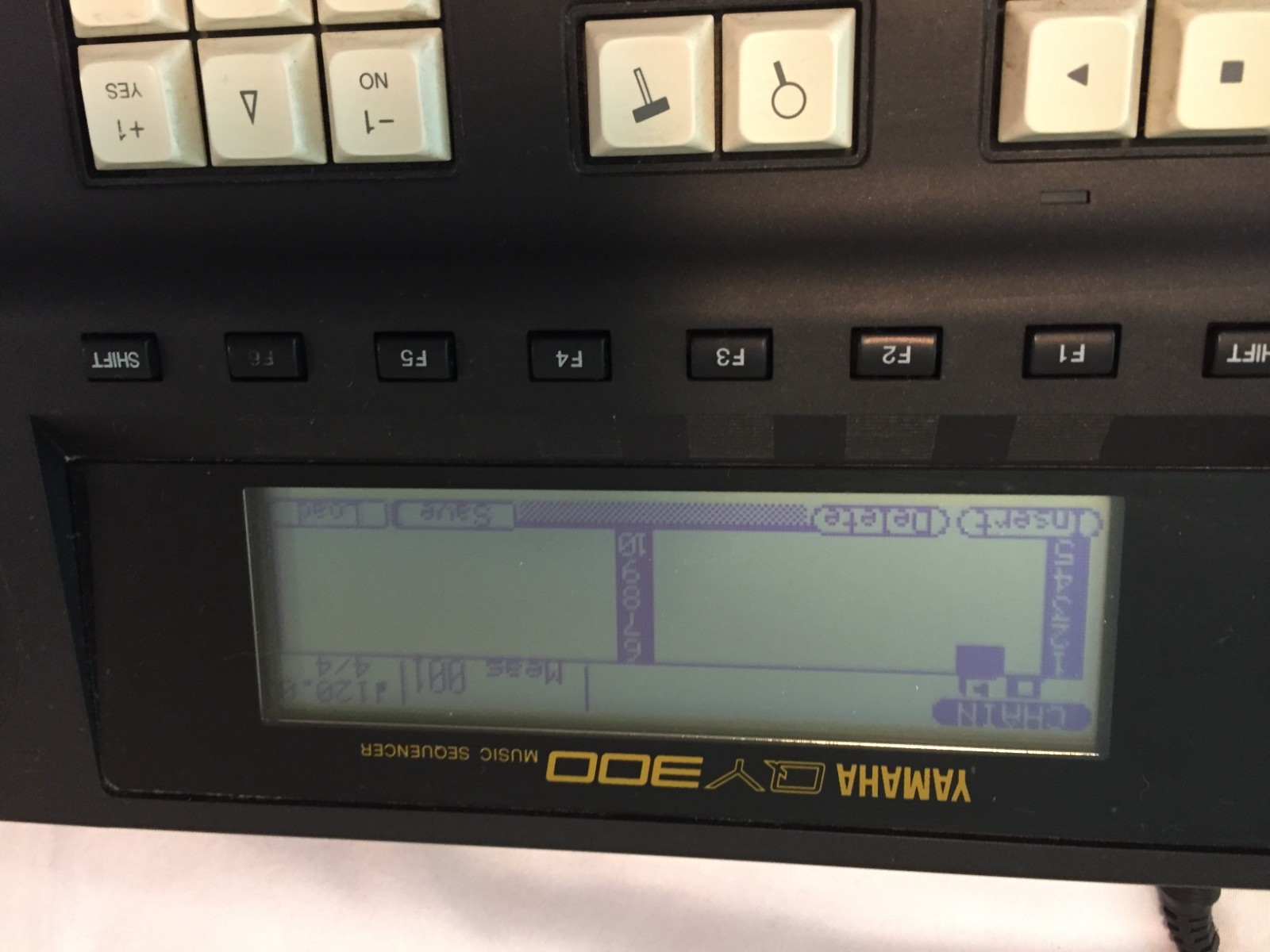 Yamaha QY300 Music Sequencer Rhythm Machine Sound Module WORKS- DISC DRIVE ISSUE