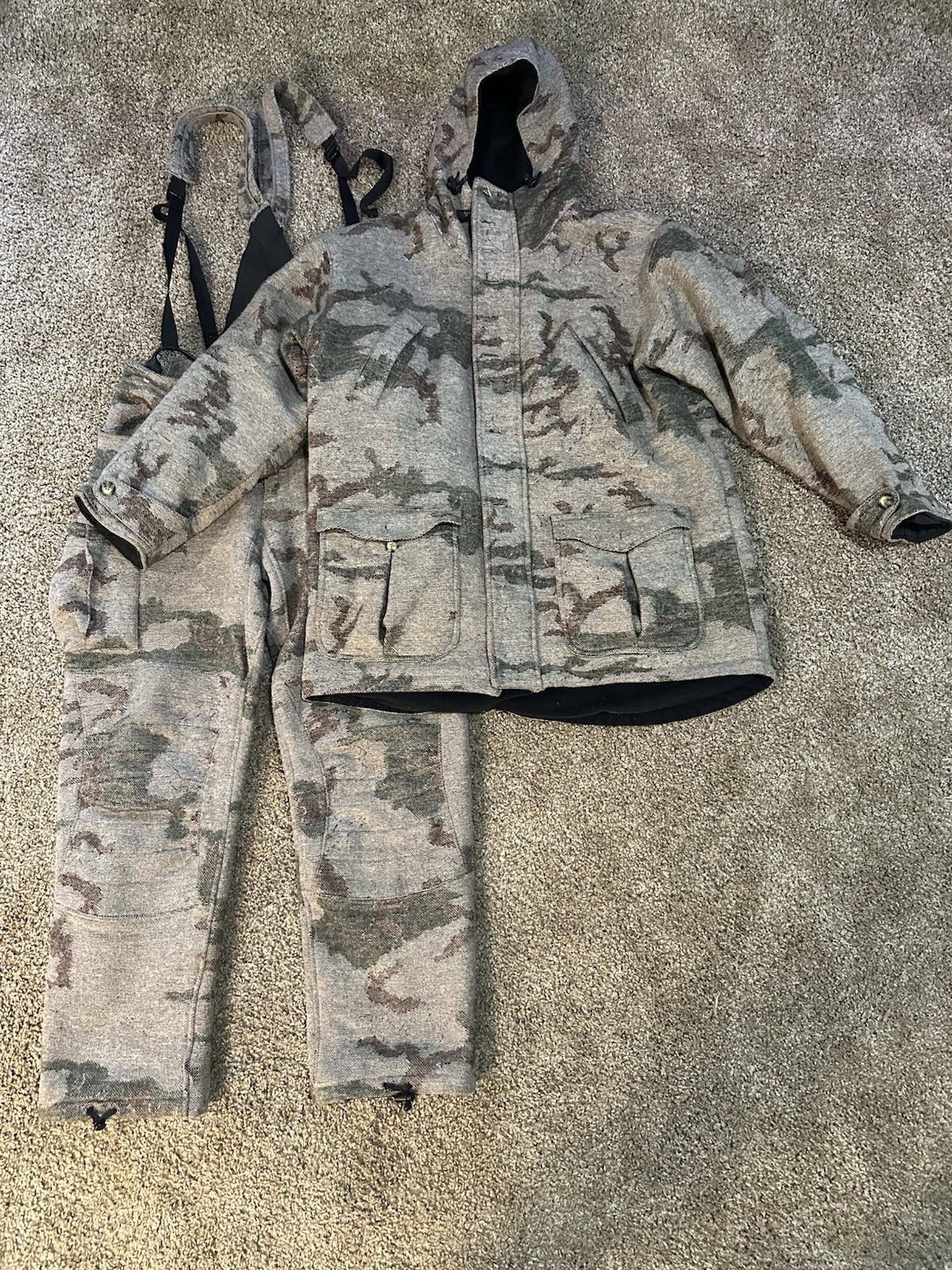 Weatherby Mens XL Wool Performance Hunting Camo Jacket/Bib Set