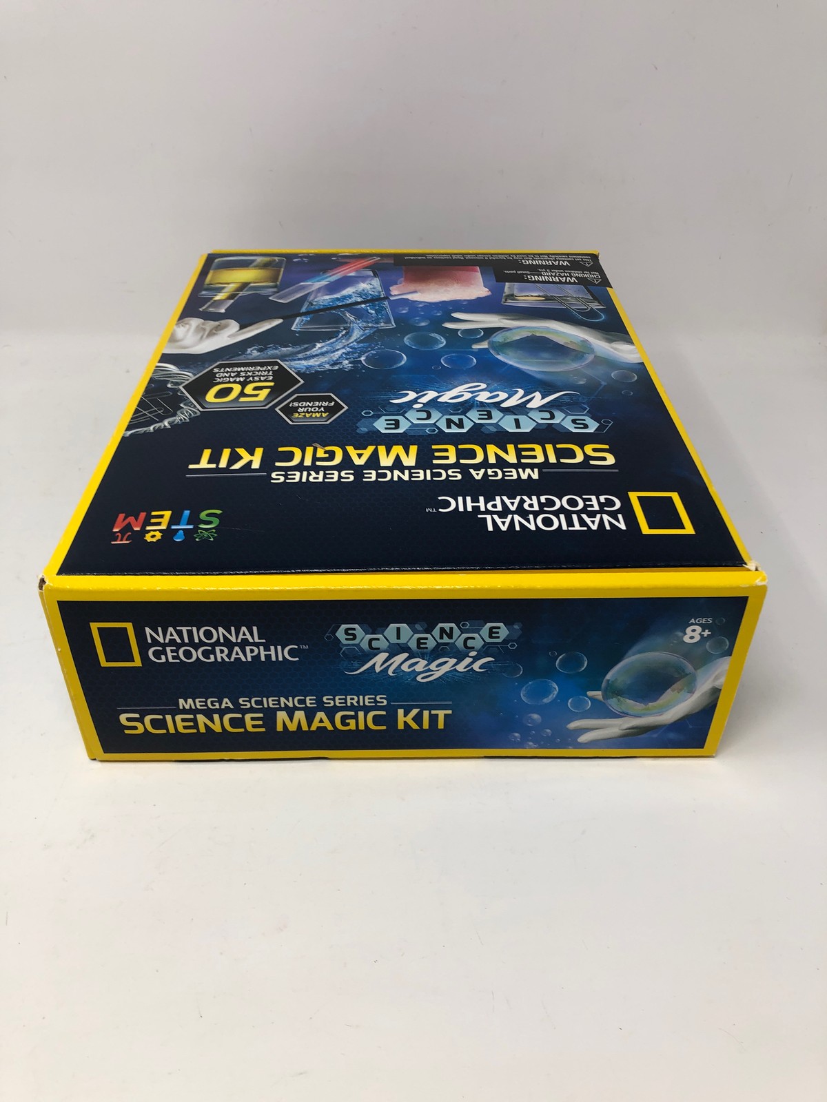 NATIONAL GEOGRAPHIC Science Magic Kit - Perform 20 Unique Experiments as Magic T