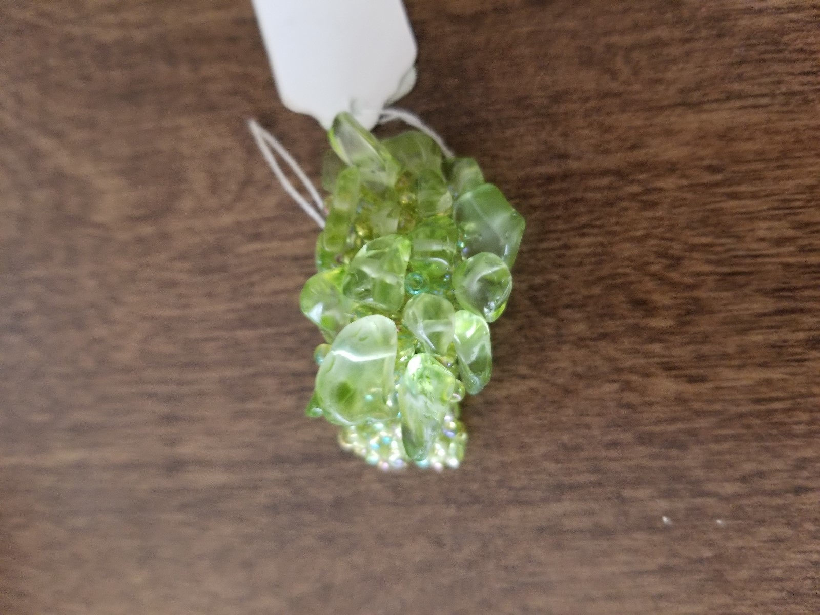 Natural Light Green Stone Chips Statement Ring Strechy Band Size 7 - 9    OB/