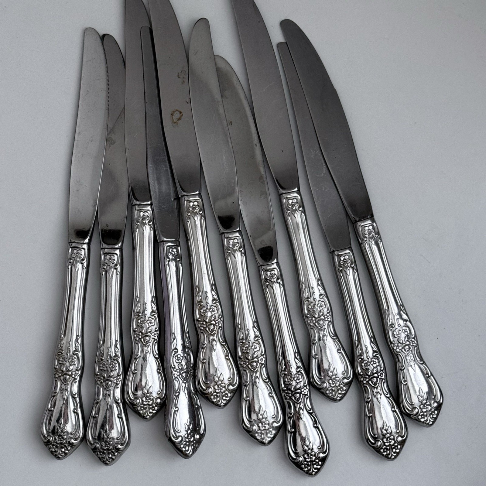 Oneida Kenneth Square Stainless 10 Dinner Knives Distinction Deluxe HH