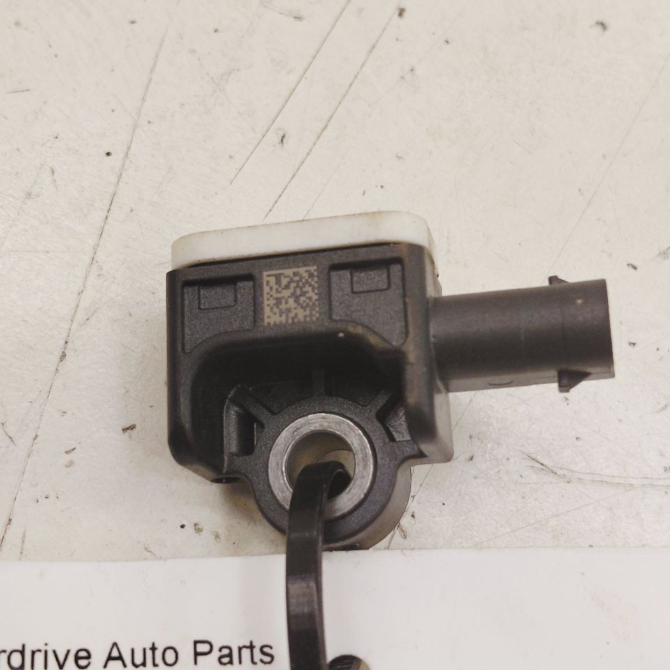 Chrysler 300 Contact Sensor  2017 2018 2019