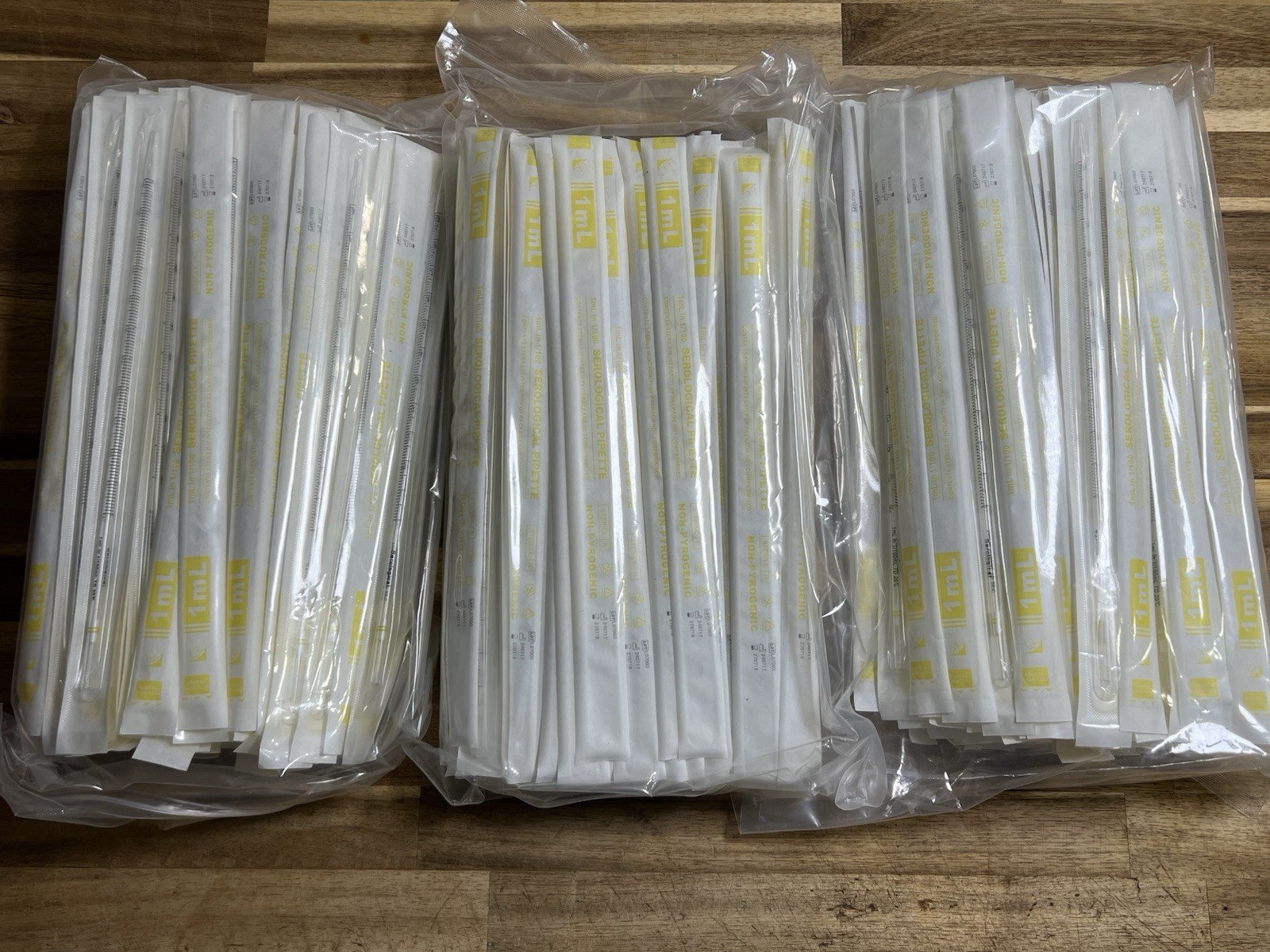 1ml Serological pipettes Disposable Plastic, Individually Wrapped 300 pipettes