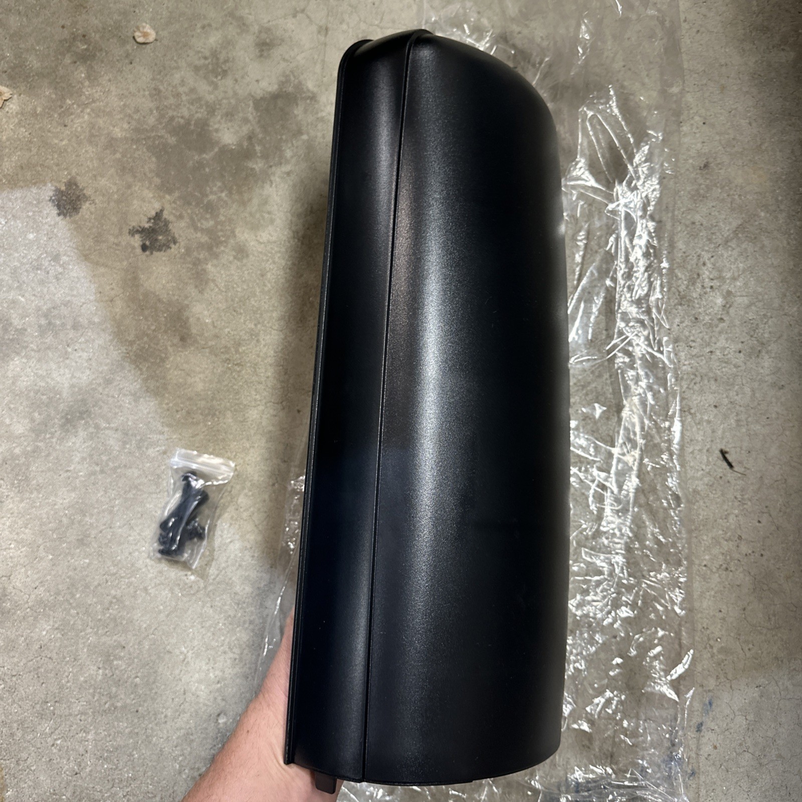 FREIGHTLINER TL28715 LEFT MIRROR COVER A1