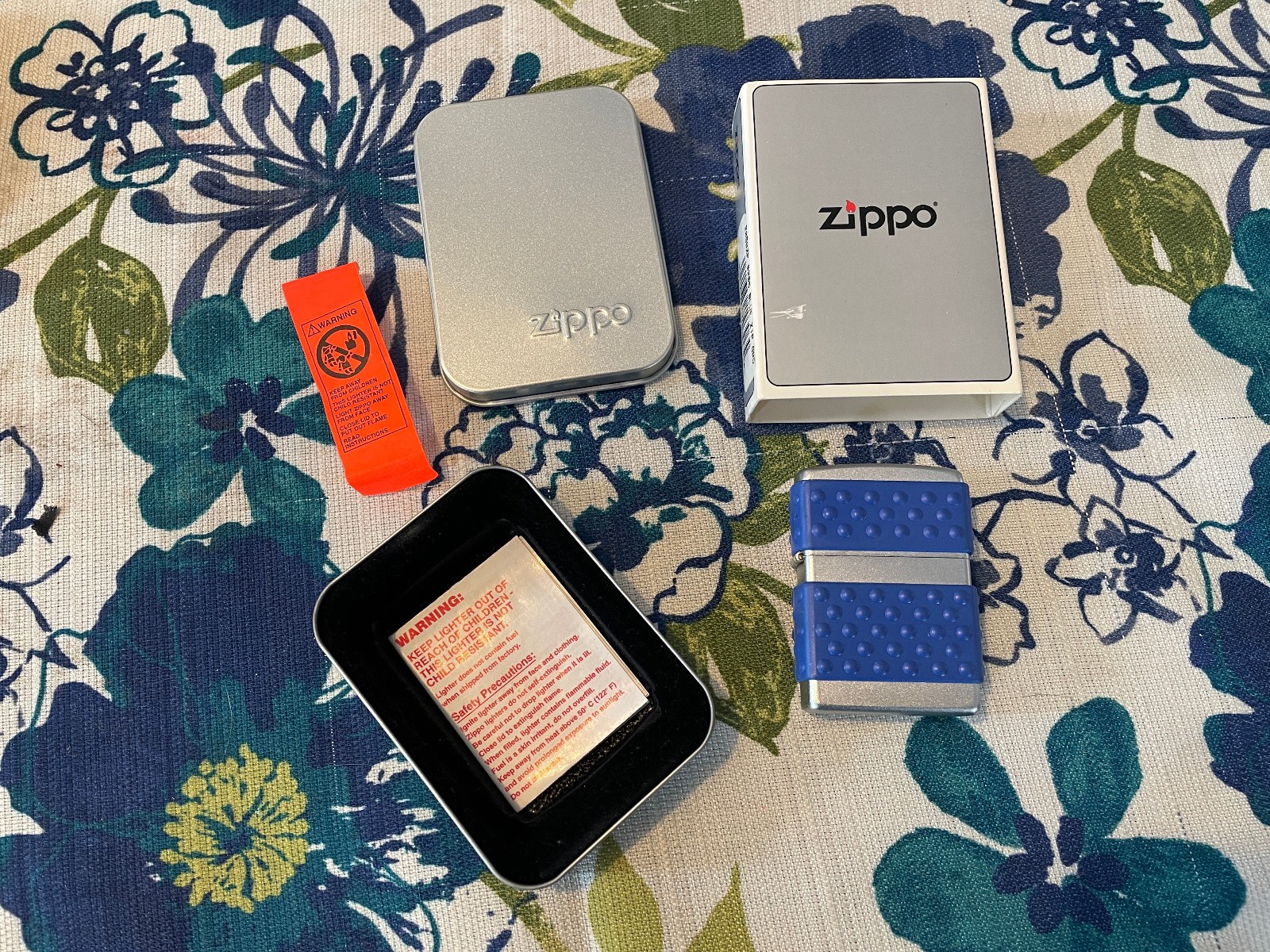 ZIPPO BLUE ZIP GUARD LIGHTER