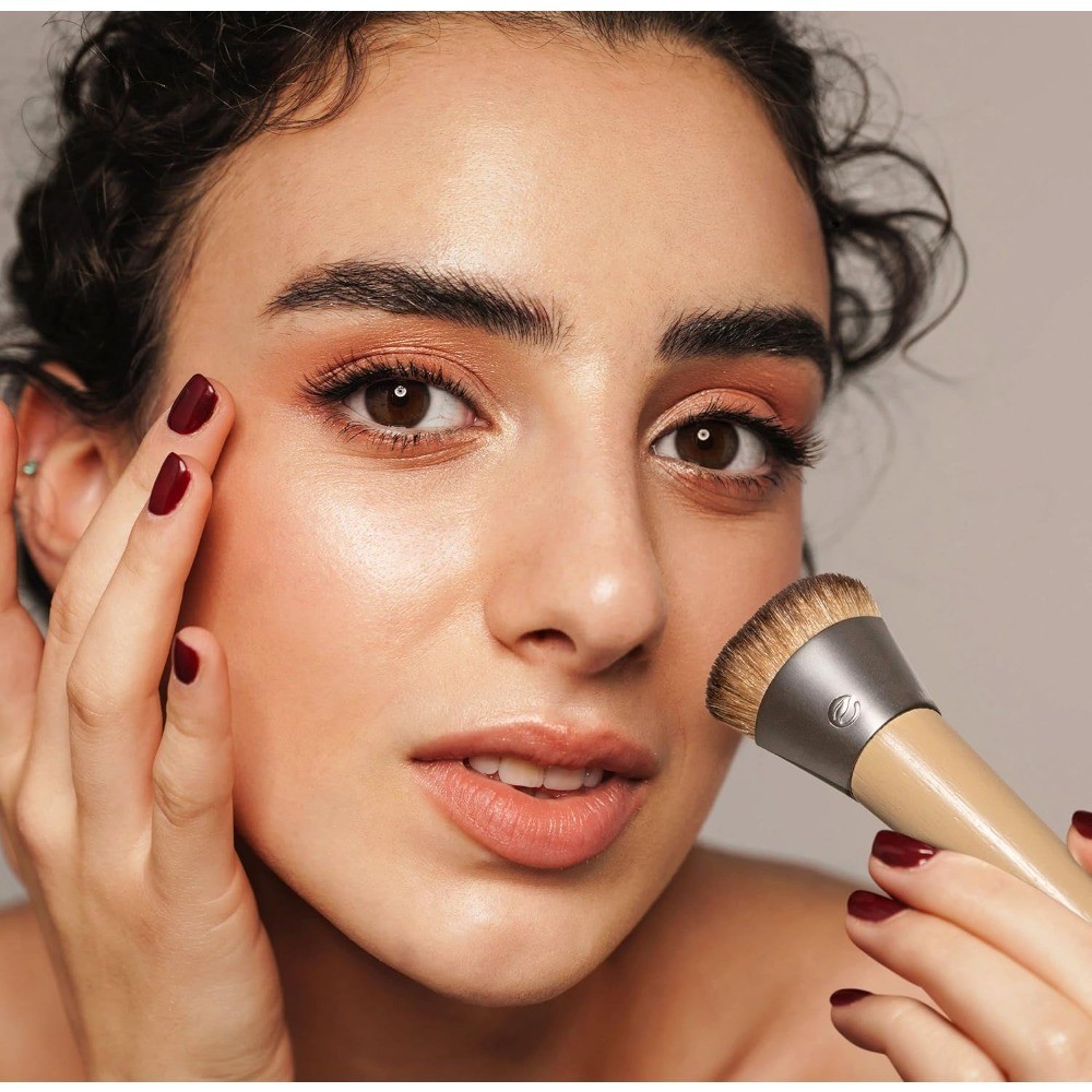 Professional Foundation Makeup Brush for Full Coverage Application