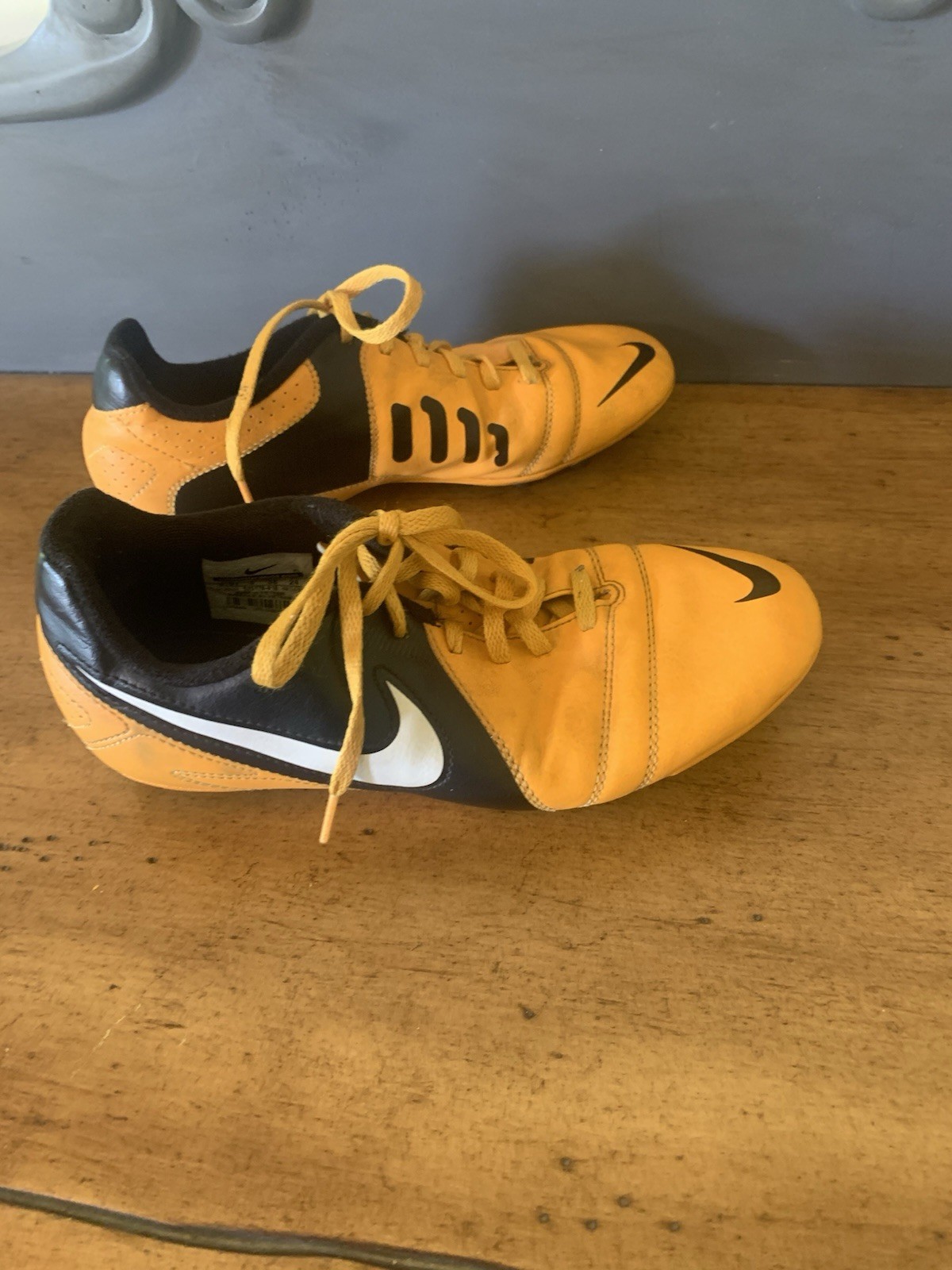 NIKE 525176-810 Cleats Boots US 5.5y