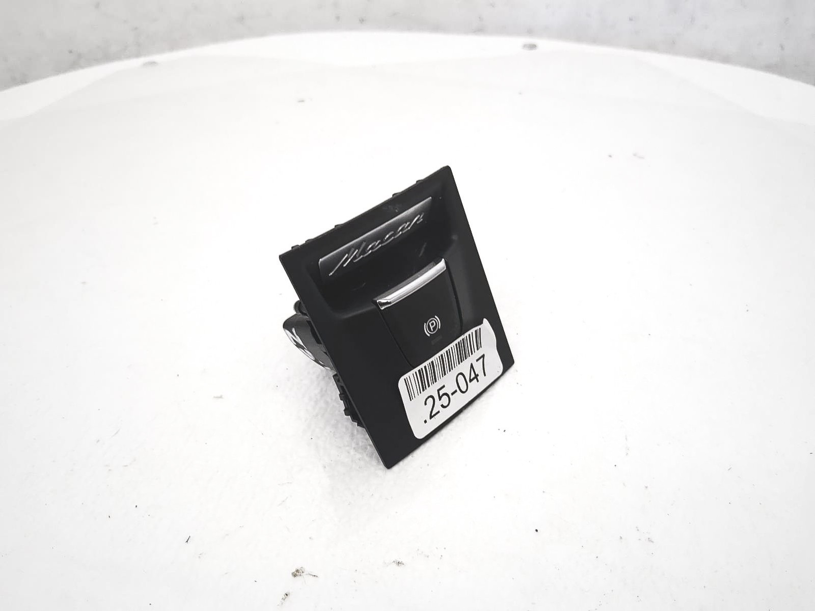 2015-2023 Porsche Macan Parking Brake Control Switch  95B-927-225-A