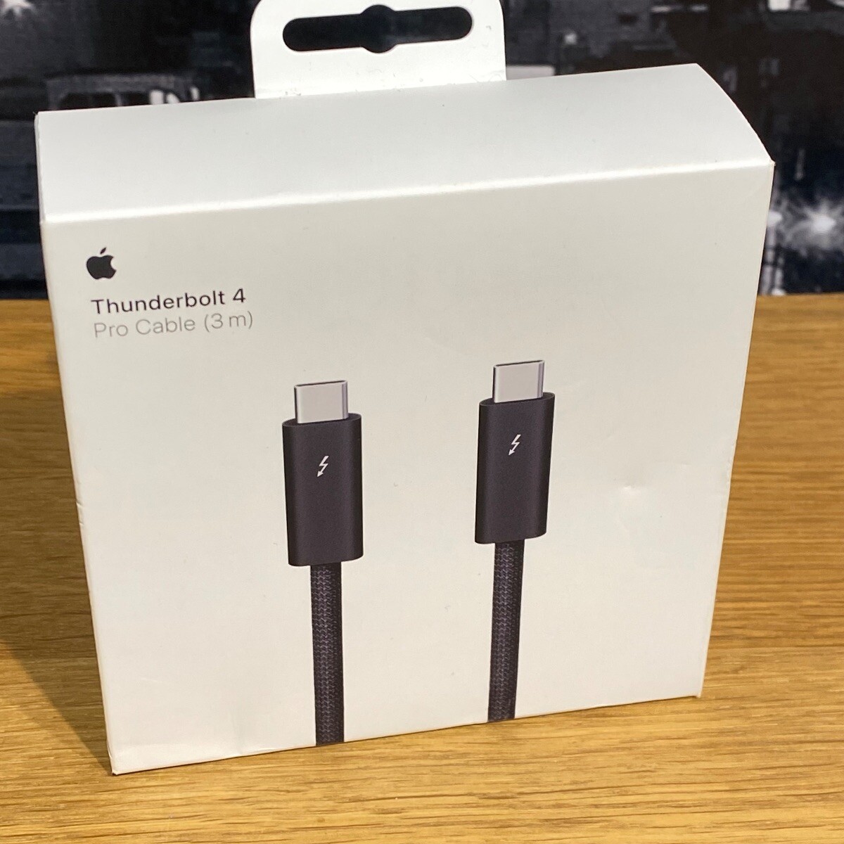 Apple Thunderbolt 4 Pro Cable 3m USB-C MacBook iPad iMac iPhone 100% Original