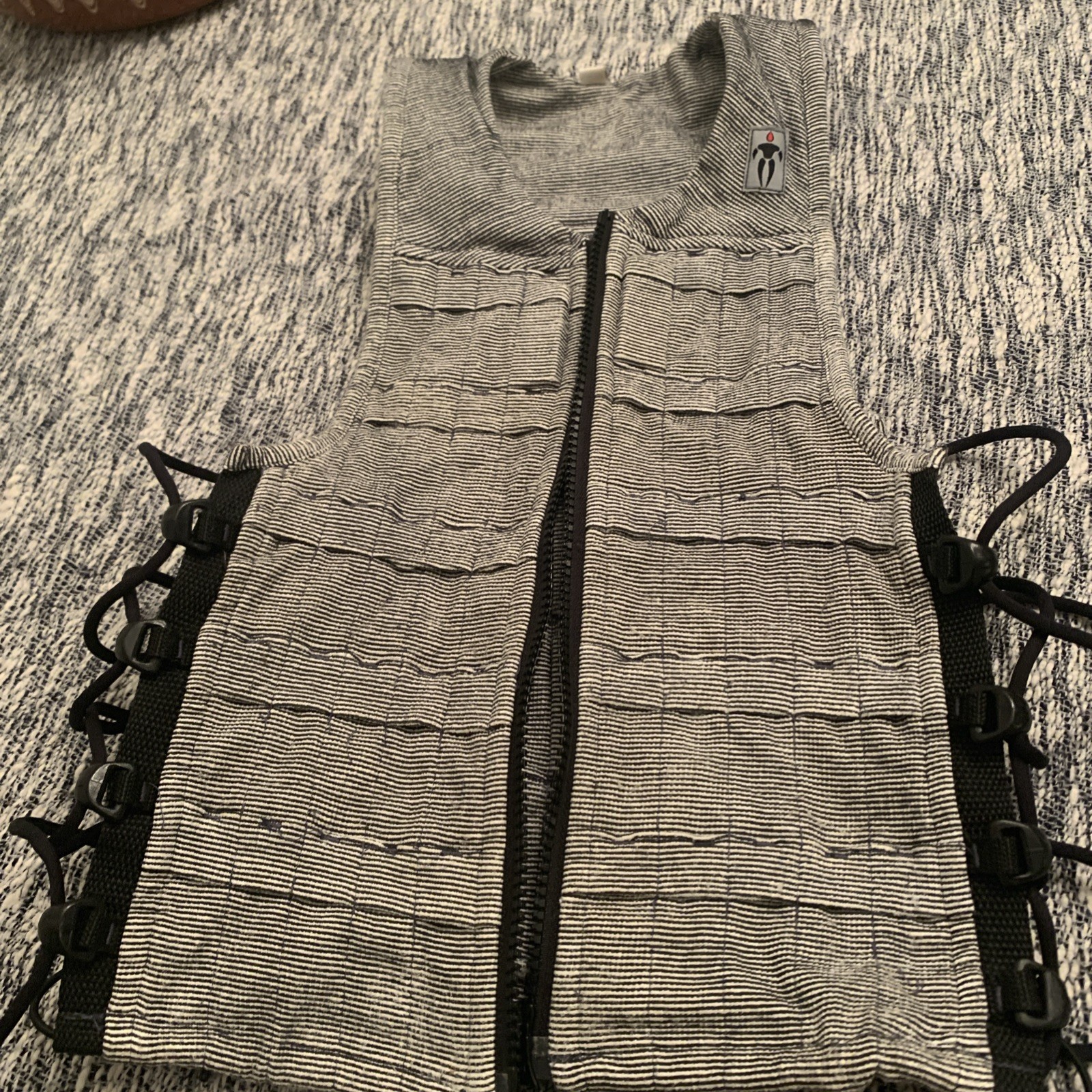Hyperwear Hyper Vest PRO Weighted UNISEX Small Black & Silver
