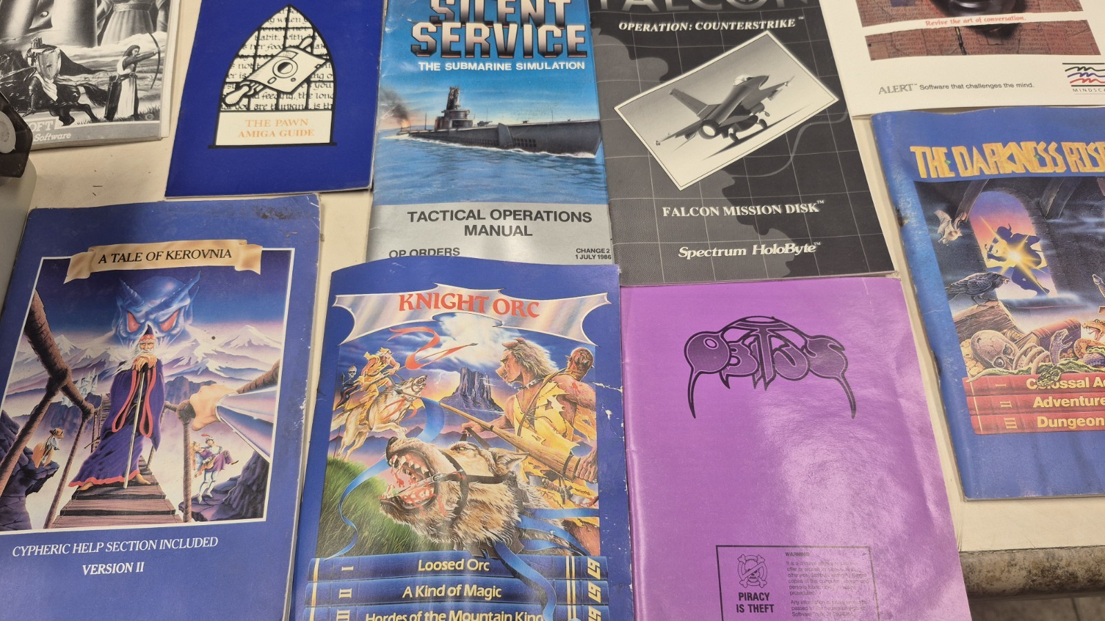 AMIGA Lot Software, Manuals, Programs, Books, Games, Instructions, Commodore