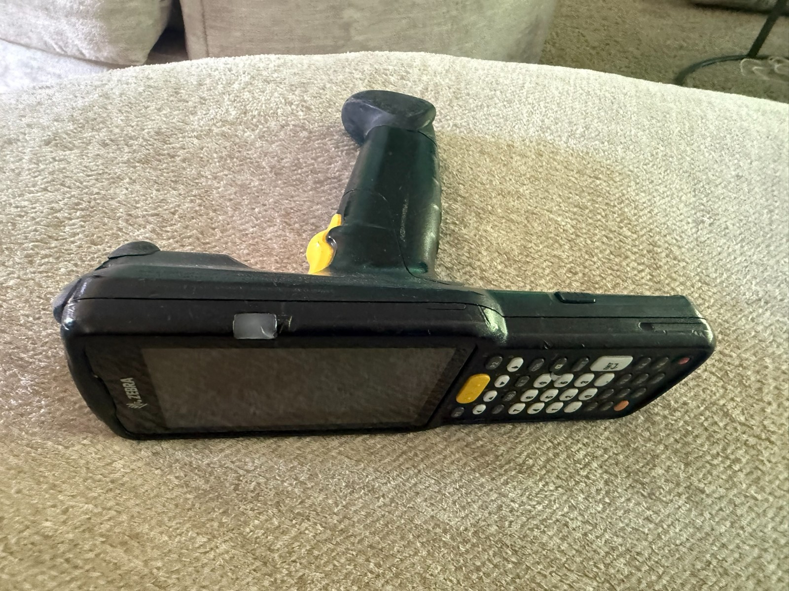 *ZEBRA* MC33 Handheld Computer & Barcode Scanner MC330M - Rough