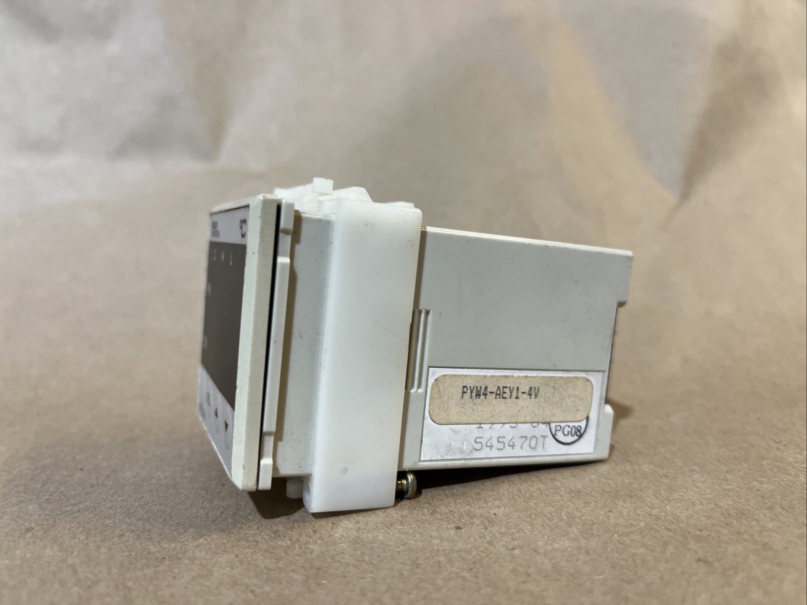 Fuji Electric PYW-4 AEY-4V Temperature Controller