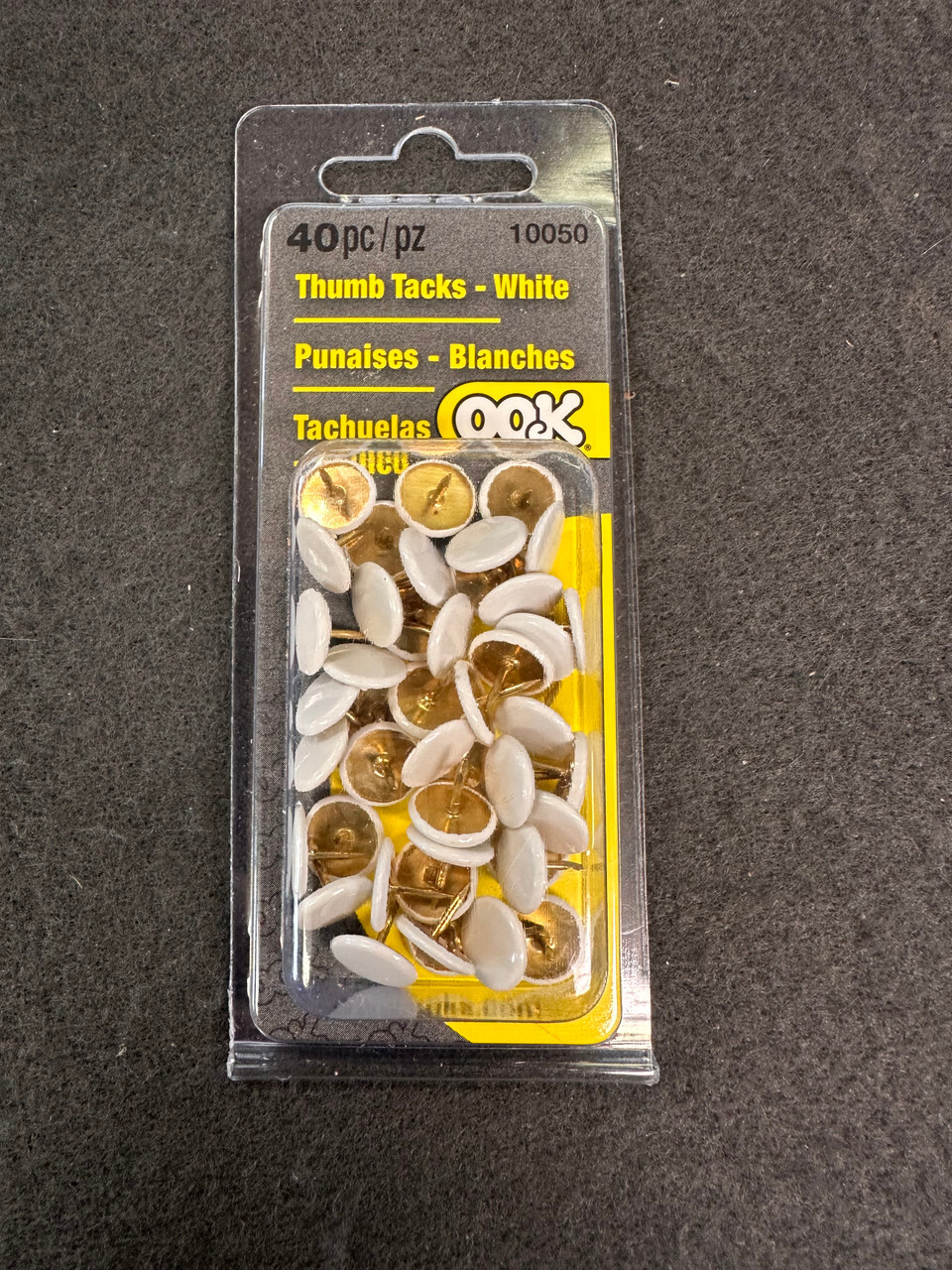 40-pack White Thumbtacks