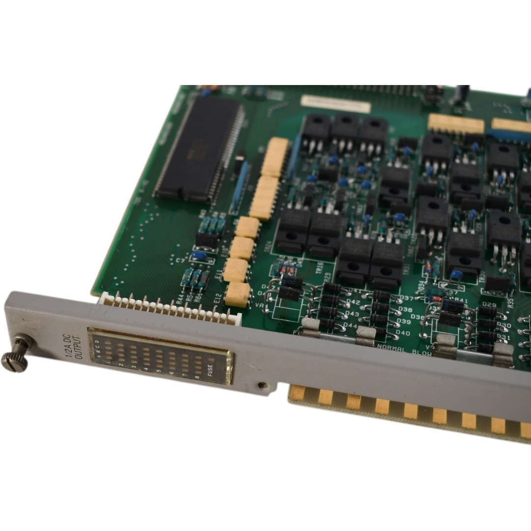 NEW Siemens 505-4532 SIMATIC TI505 Digital Output Module 32 Point 24VDC