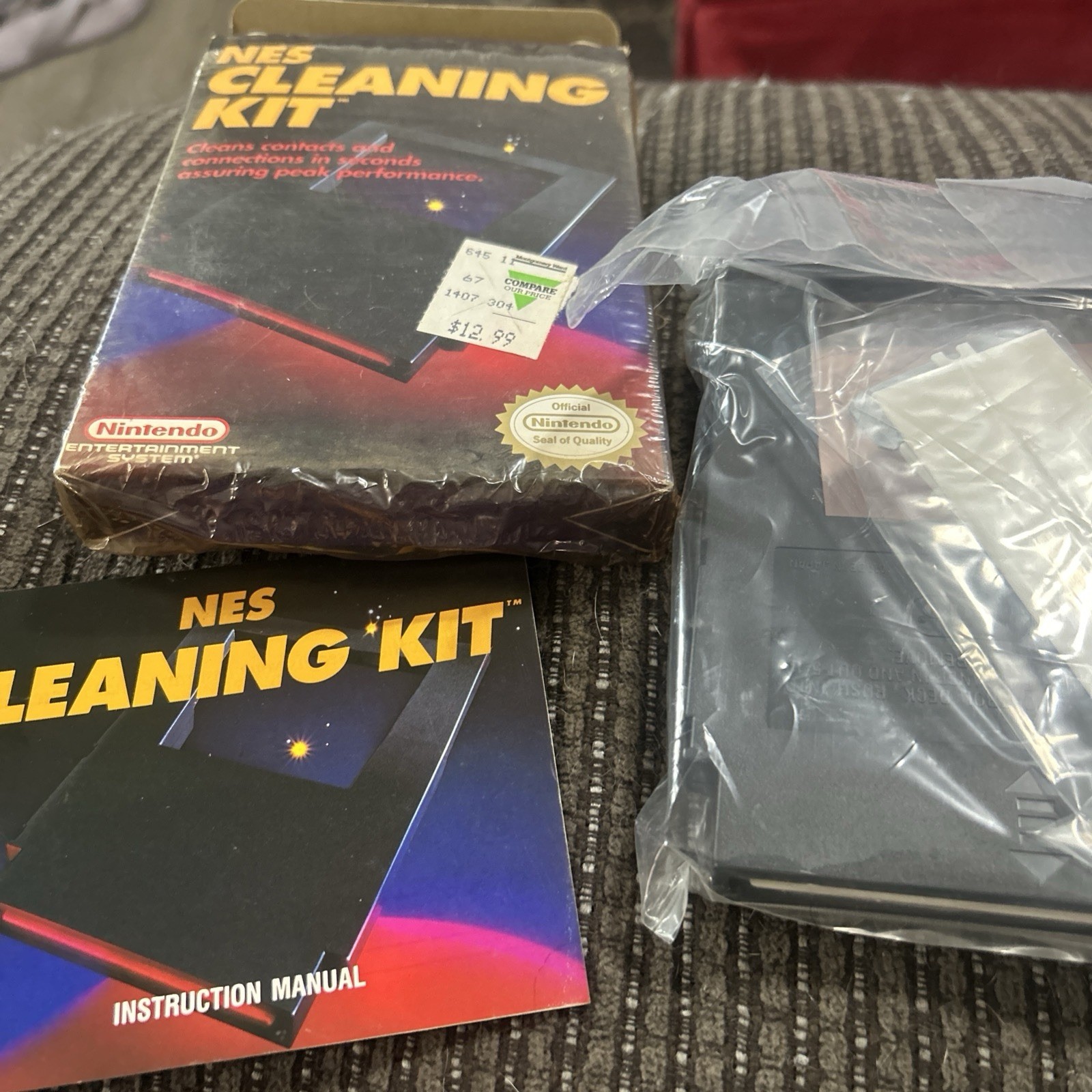 Nintendo NES Cleaning Kit for Nintendo Entertainment System OEM Authentic NEW