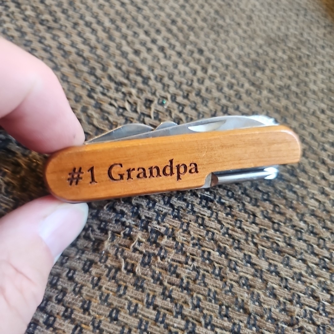 Cowgirl Up Western Knife Womens Wooden 3.5" x 1" x .75" Brown CGPOCK00