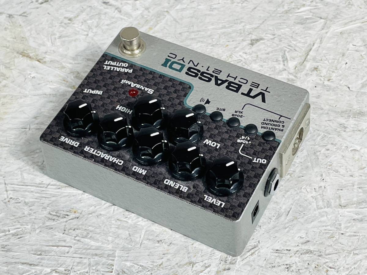 Tech21 VT Bass DI Amp Simulator Pedal Used with Wear Rubber Foot Missing