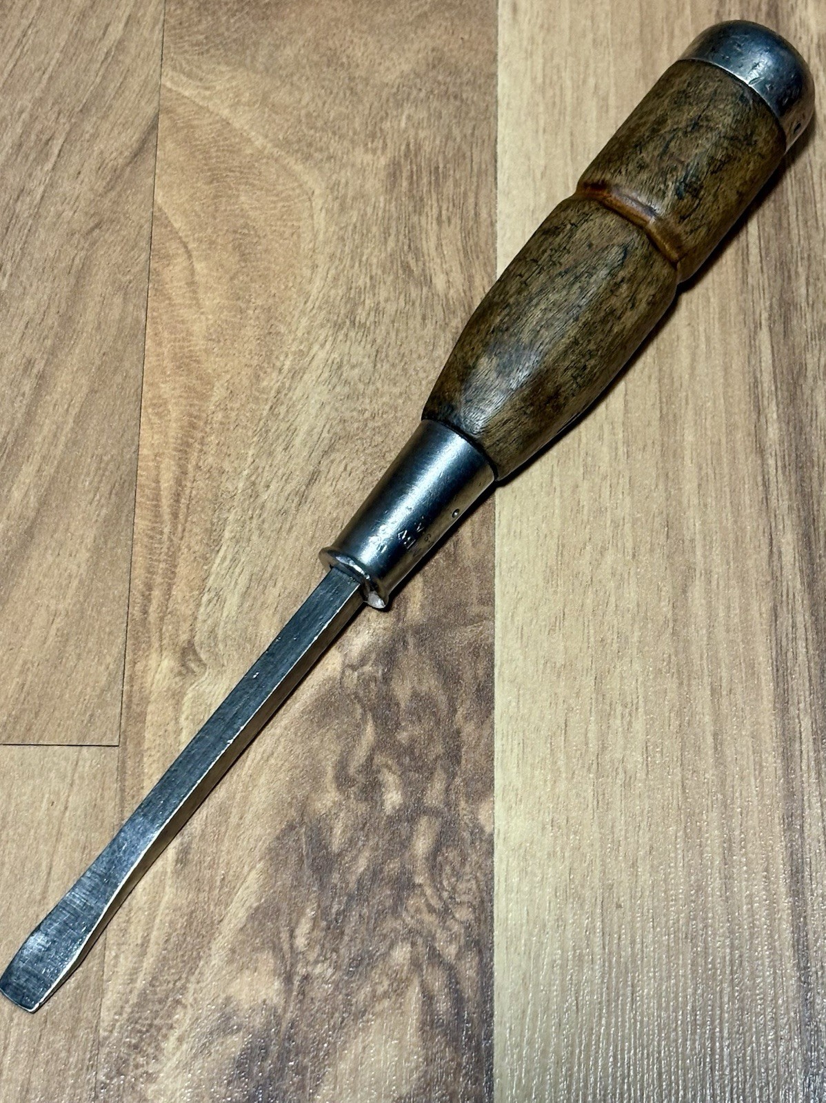 Vintage Plomb No. 9704 Wood Handled Flat Head Screwdriver