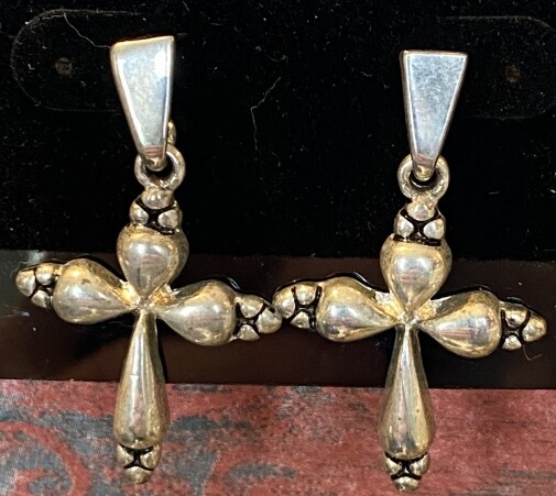Jewelry Catholic Crosses Shaped Silver Tone Pierced Earrings New Unworn on Card