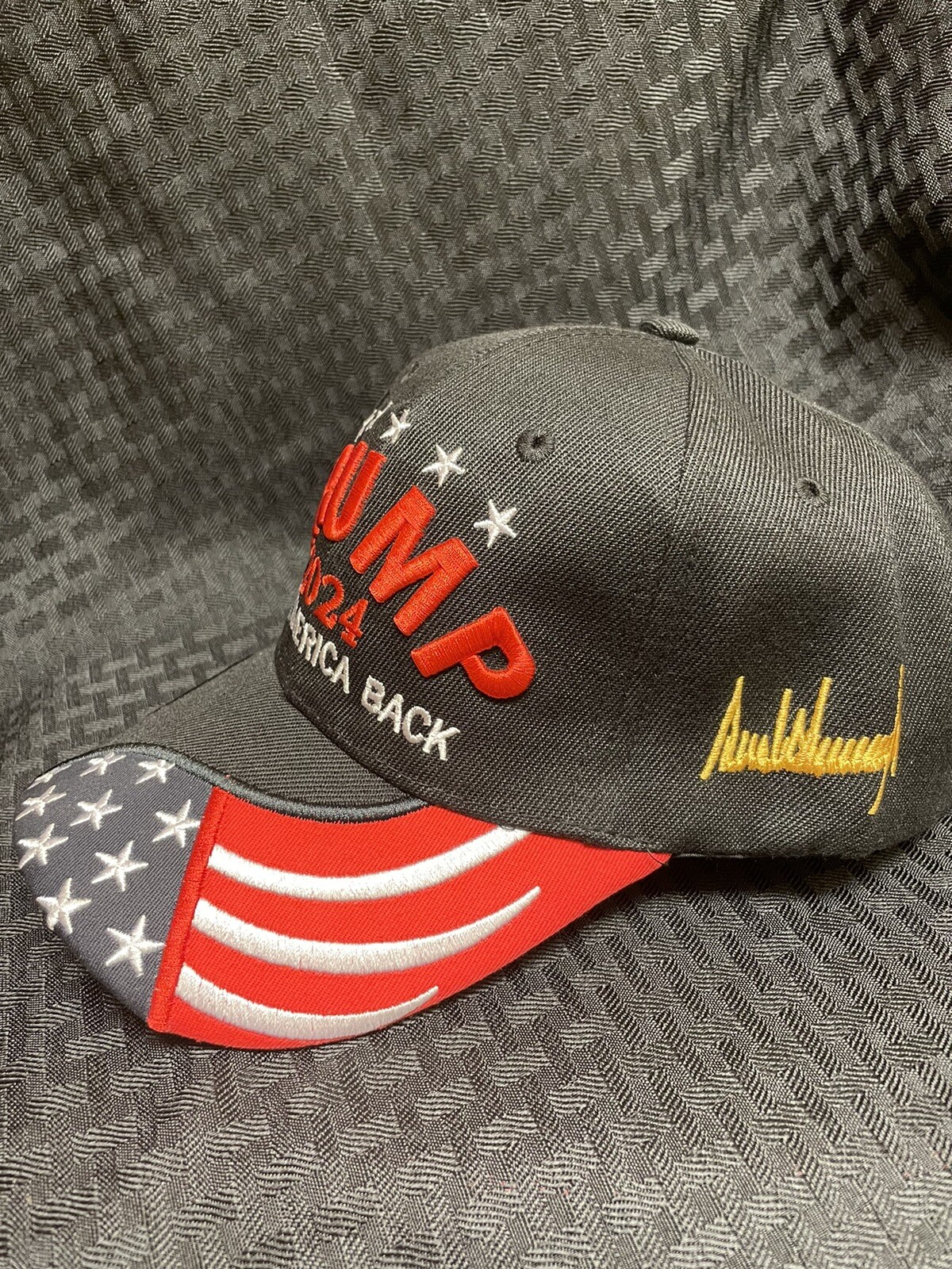 Trump hat 2024