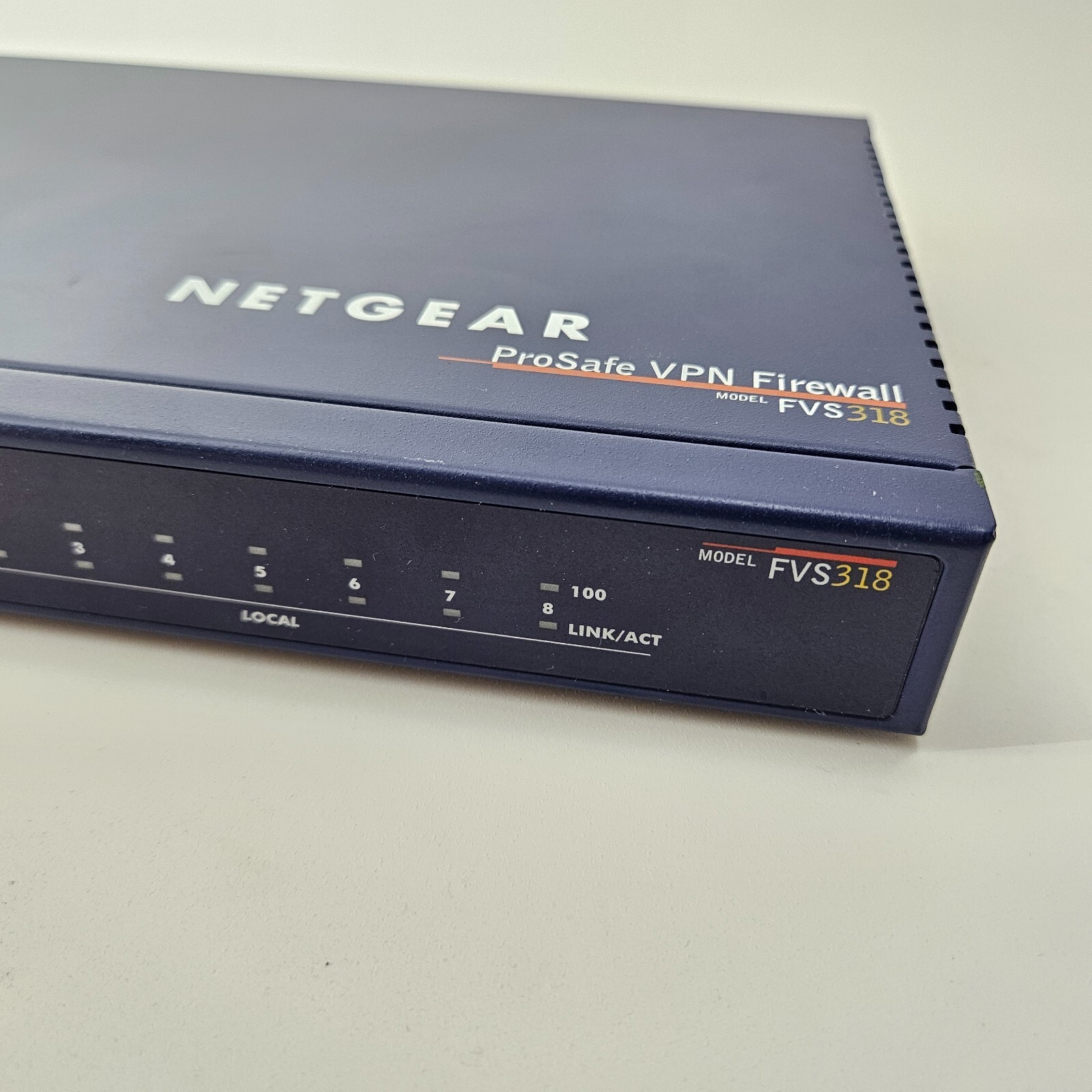NETGEAR PROSAFE GIGABIT VPN FIREWALL FVS318 - NO POWER CORD