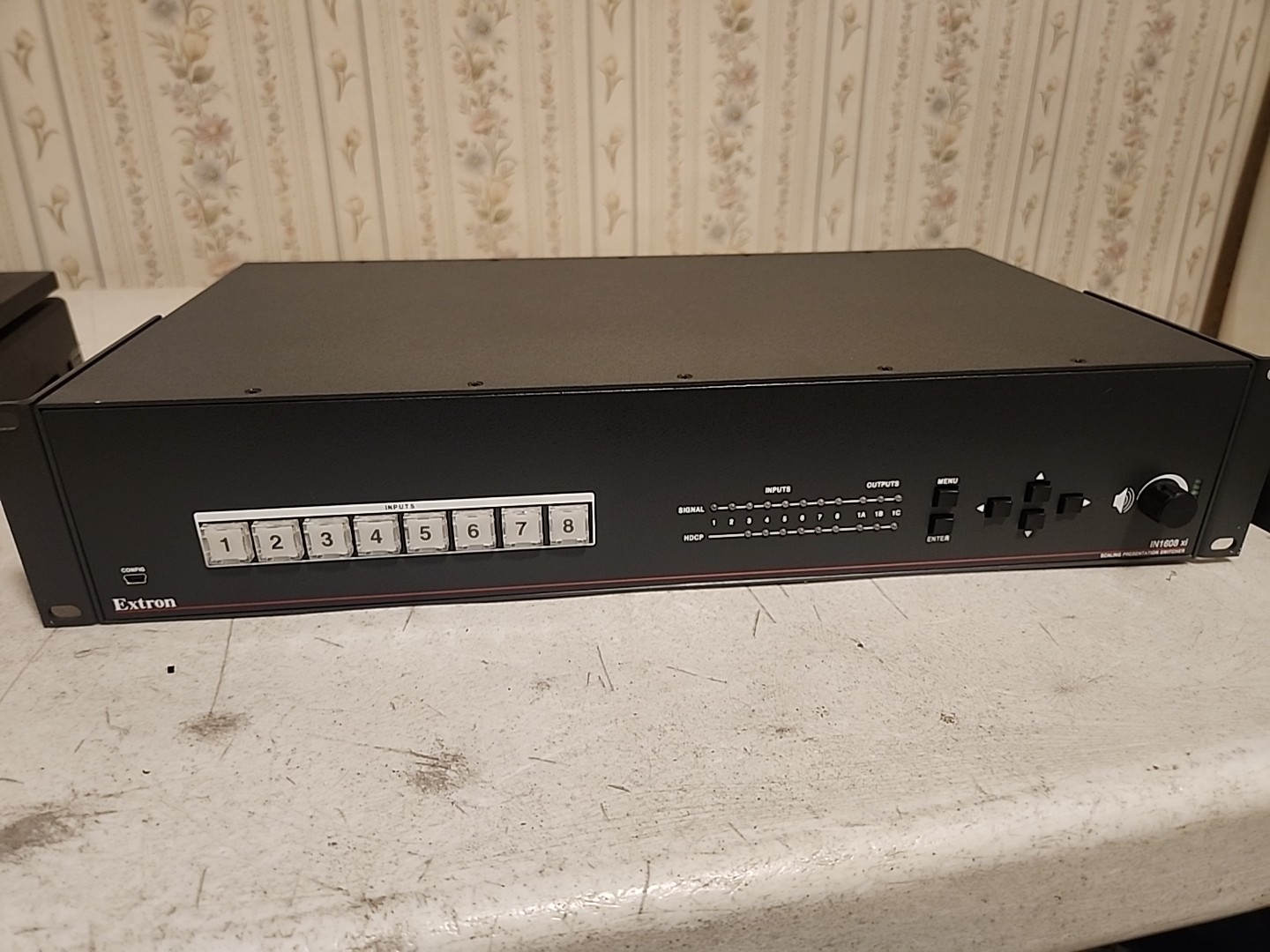Extron IN1608 xi Eight Input HDCP-Compliant Scaling Presentation Switch