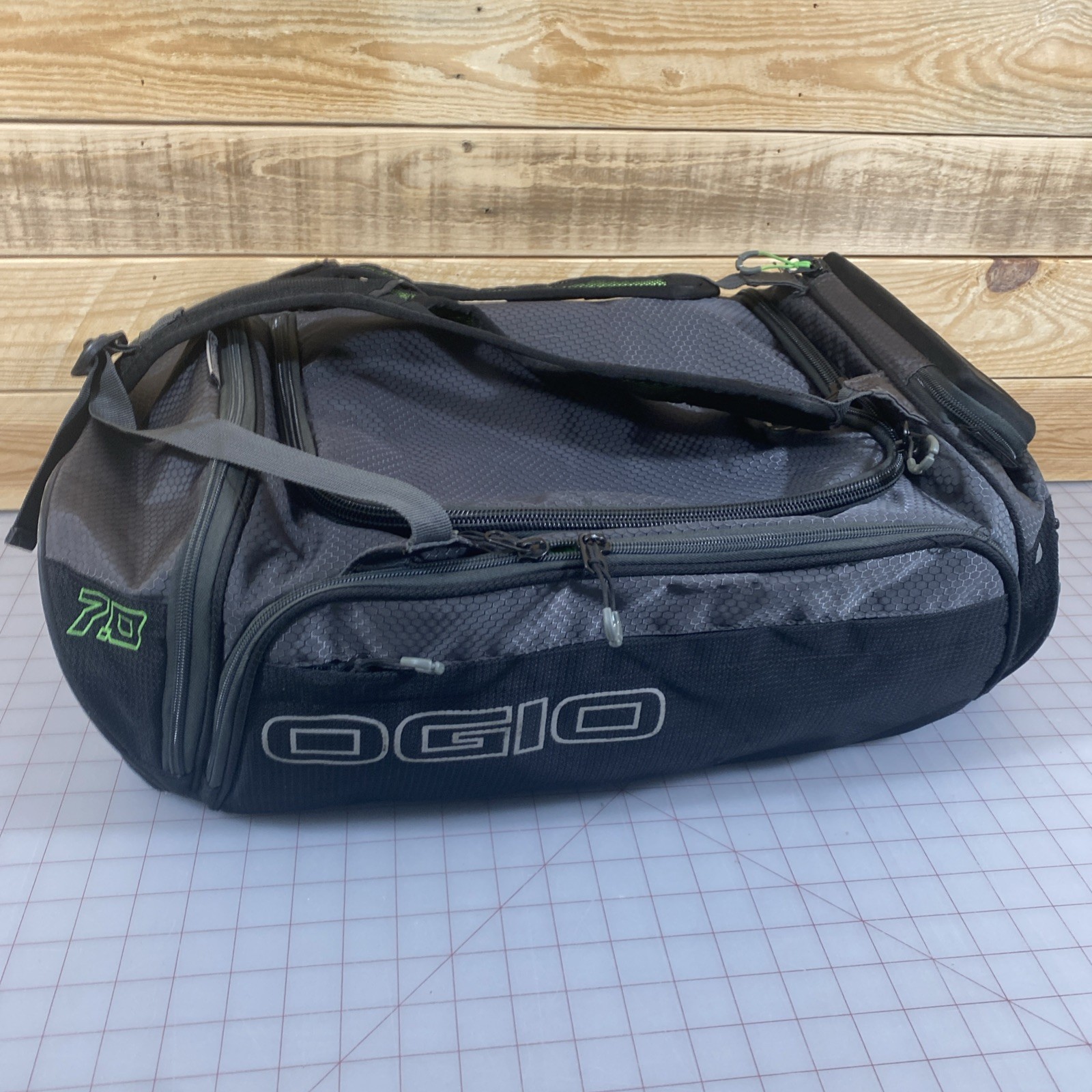 OGIO Endurance 7.0 Black Duffle Bag 36.8 Liters Sports Gear Gym Backpack Straps