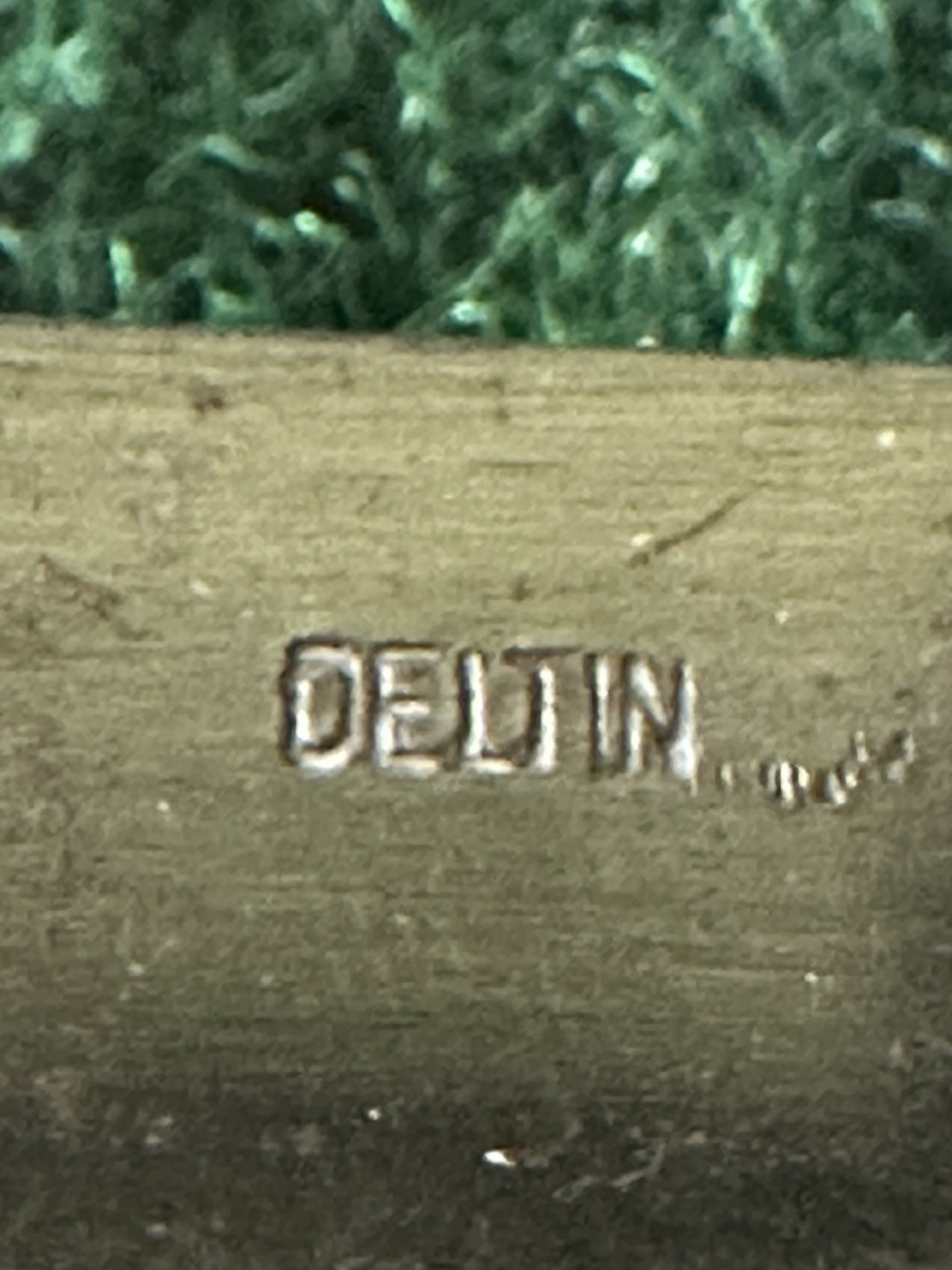 DEL TIN MADE PARRYING DAGGER