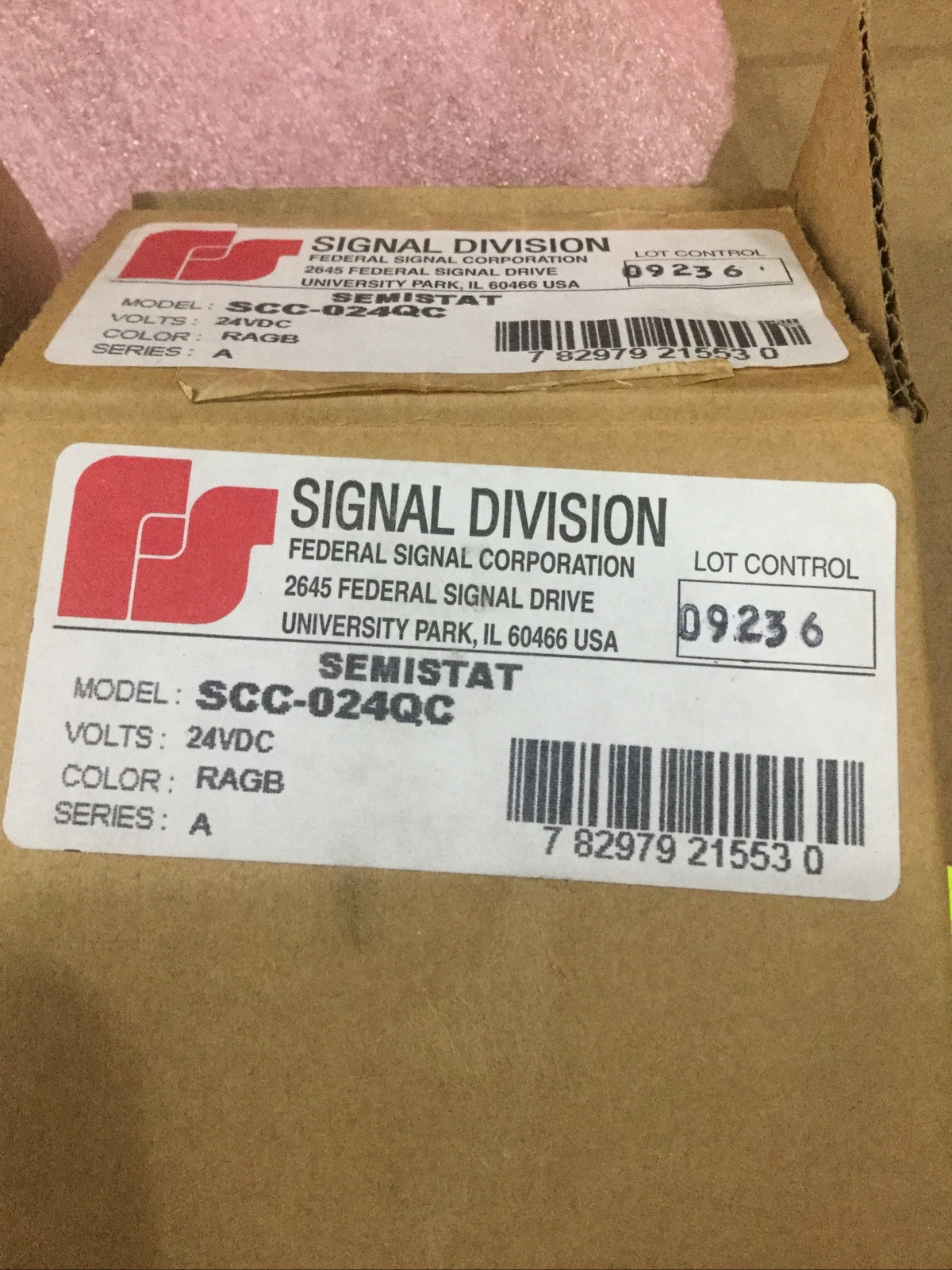Signal Division, Model SCC-024QC, Semistat, Volts 24VDC, Color RAGB