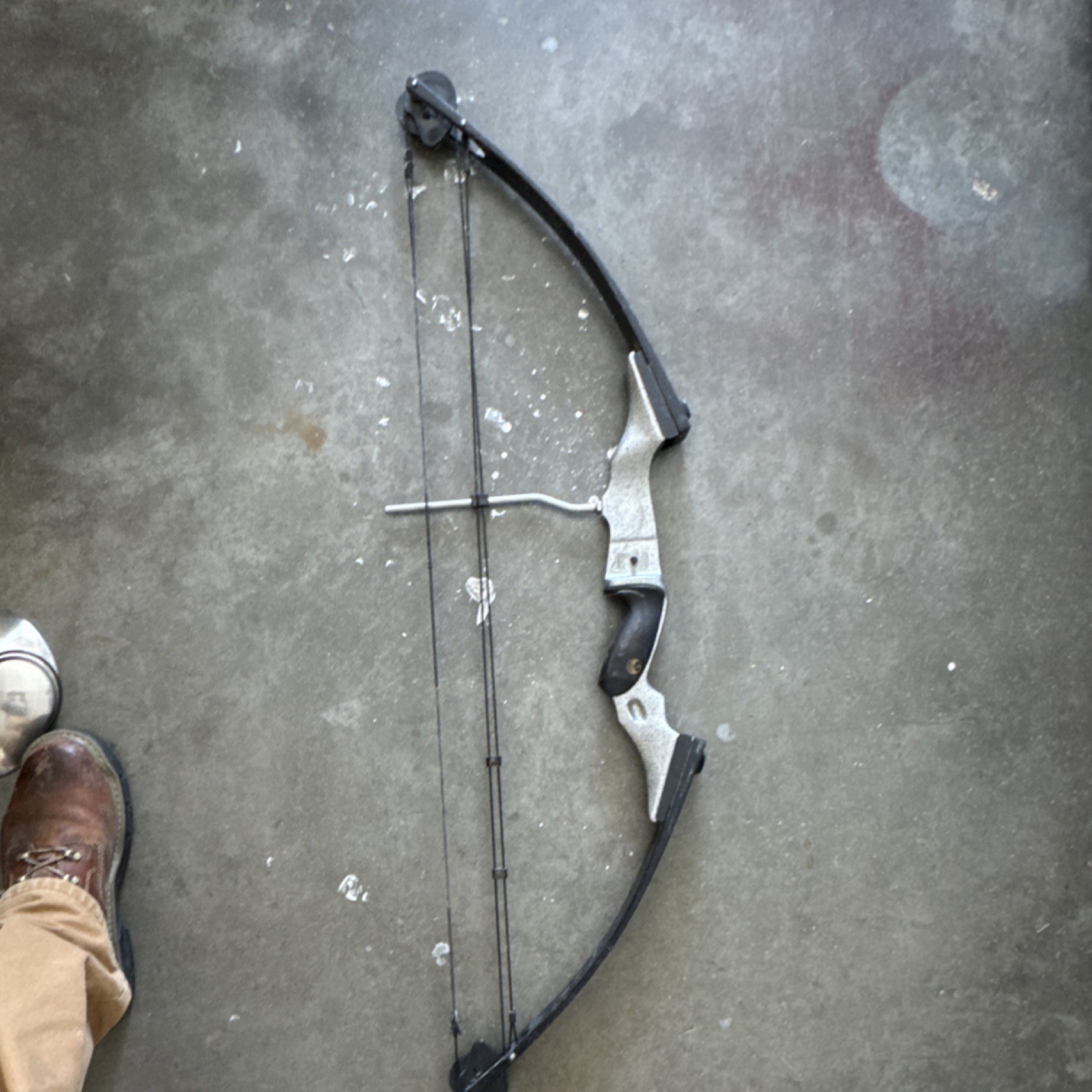 Kolpin Compound Bow Black Silver Aluminum Plastic Archery Equipment for Men