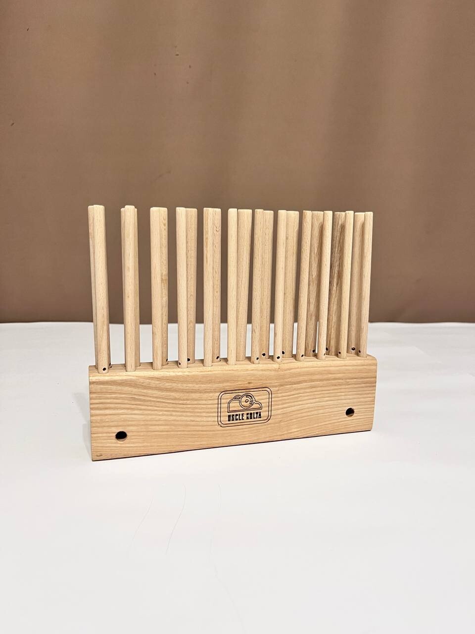 Mini peg loom for easy weaving