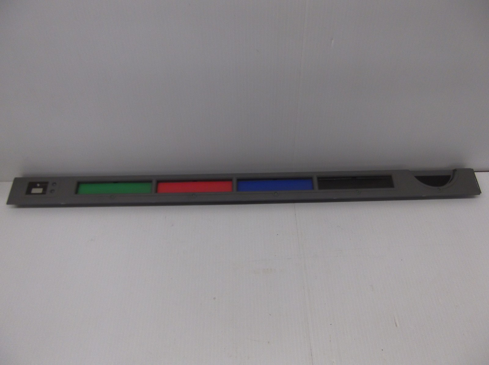 Smart Technologies Smartboard 2000i Marker Holder Panel w/Circuit Boards