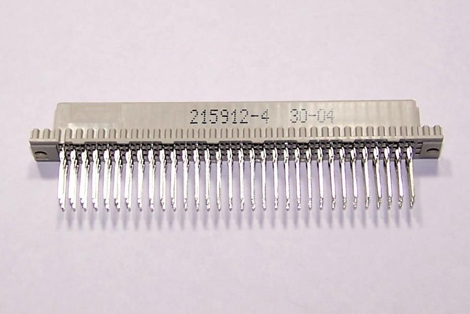AMP 215912-4 Eurocard C Connector