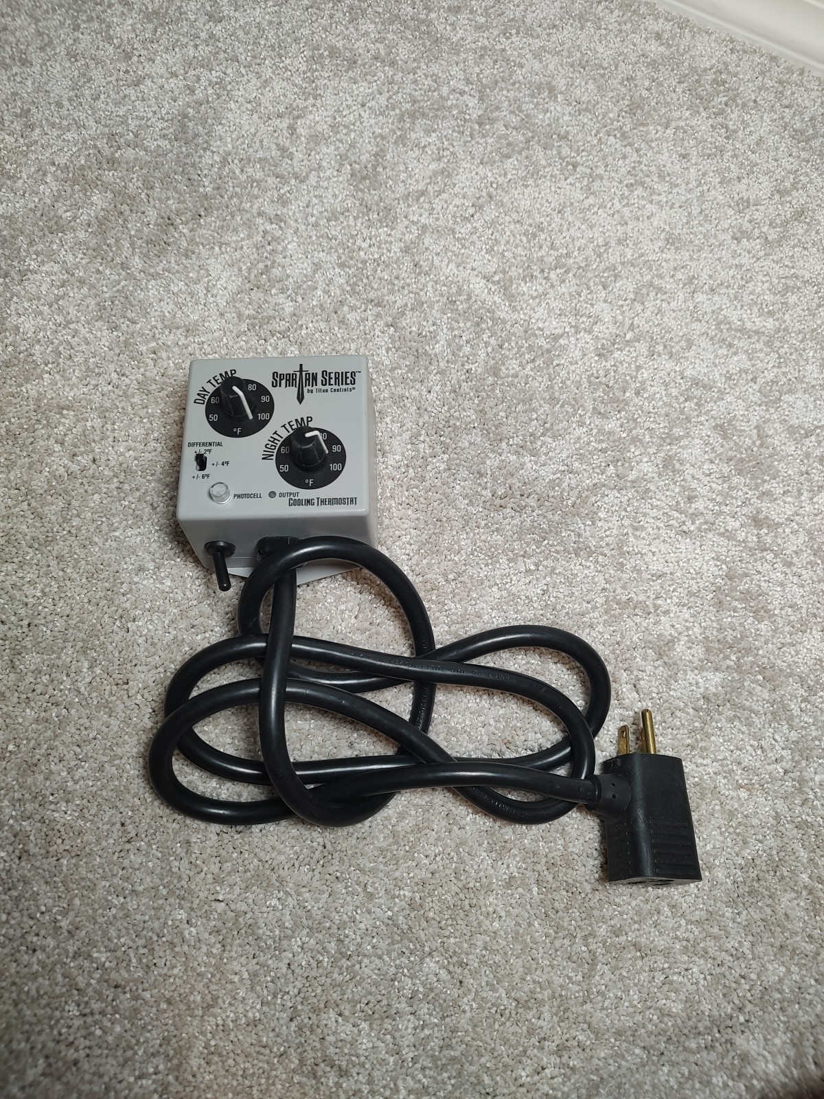 Titan Controls 702897 Spartan Series Fan Speed Controller