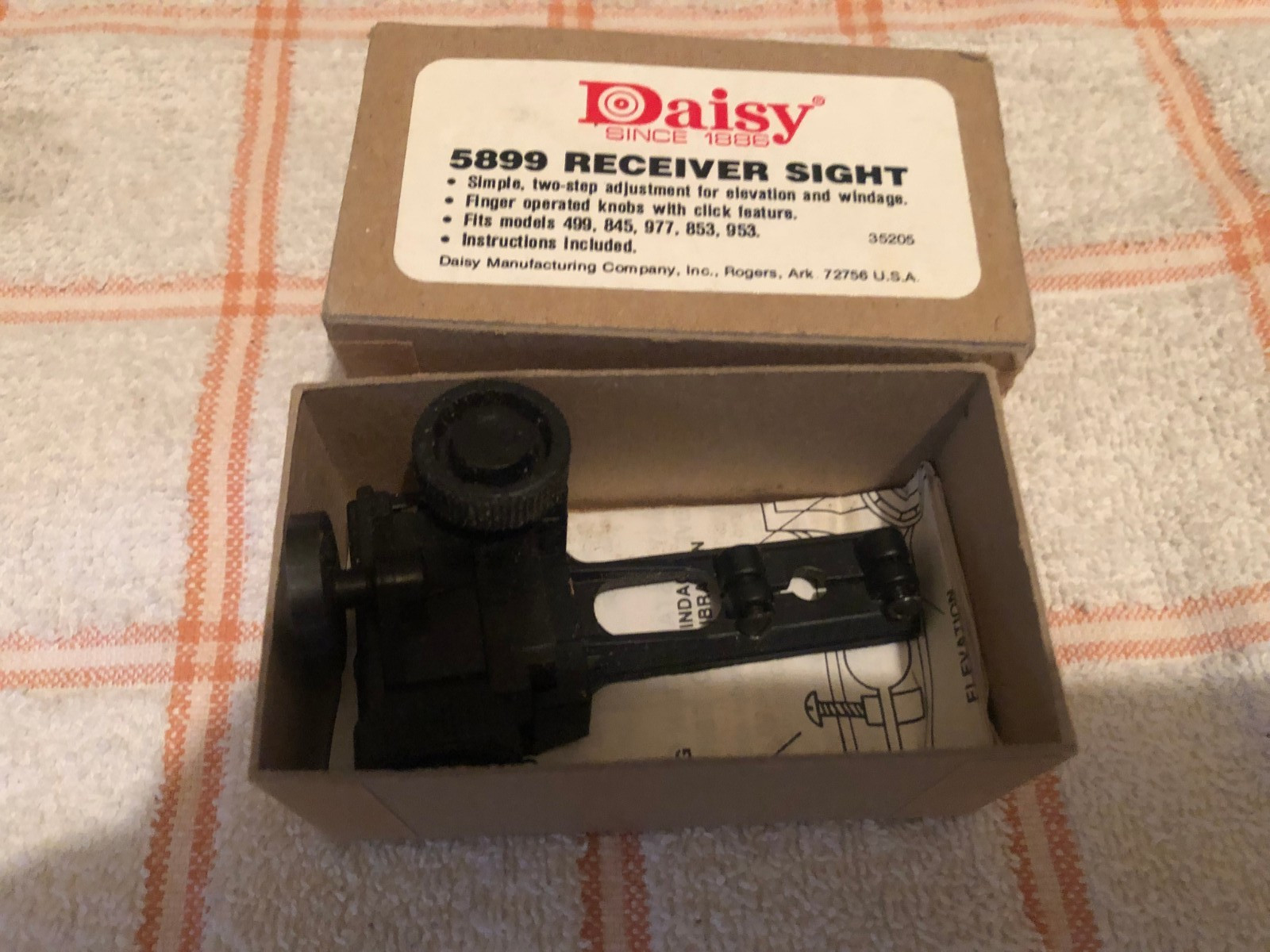 Vintage NOS Daisy 5899 Receiver Sight for Models 499/845/977/853/953 NEW in Box
