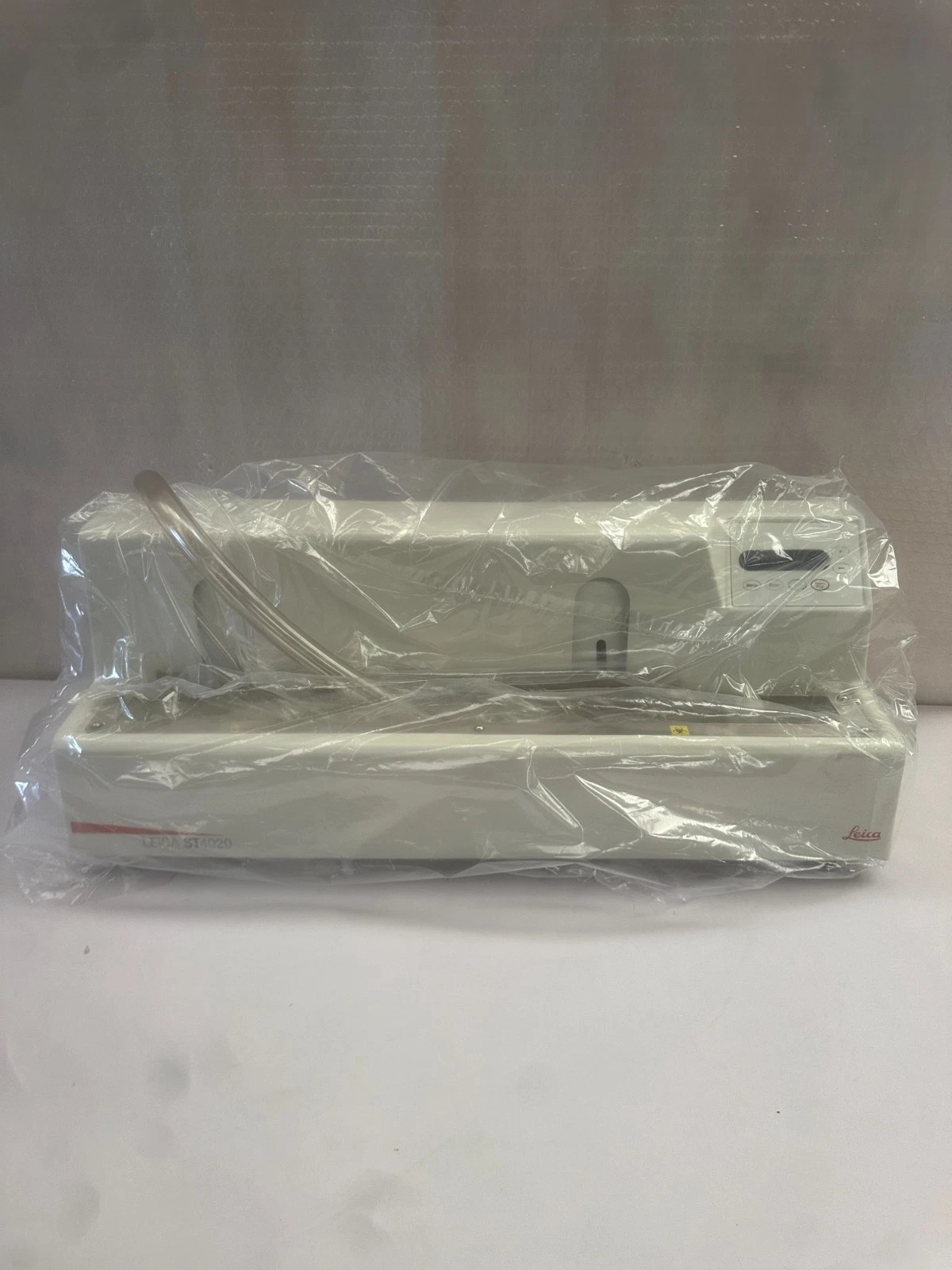 Leica ST4020 Slide Stainer – Small Linear Histology Staining System ST 4020