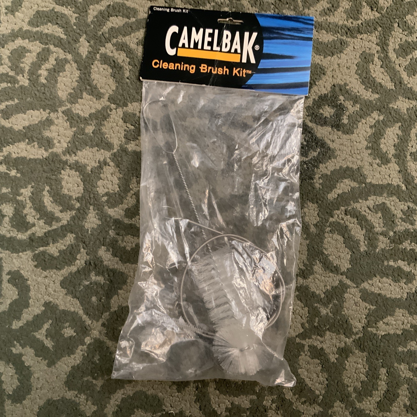 NEW hiking Vintage 2005 Camelbak Cleaning Brush Kit, Reservoir Tube Brushes
