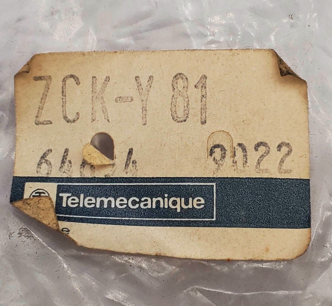 Telemecanique ZCK-Y81 Limit Switch Lever