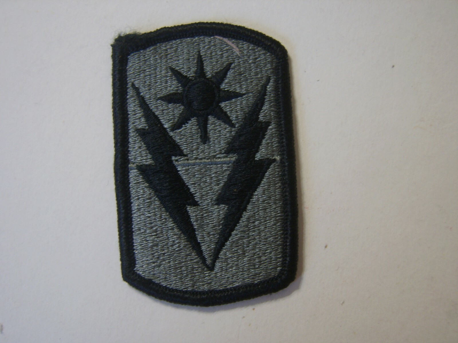 40th ARMOR BRIGADE PATCH ACU (BLACK/GRAY)