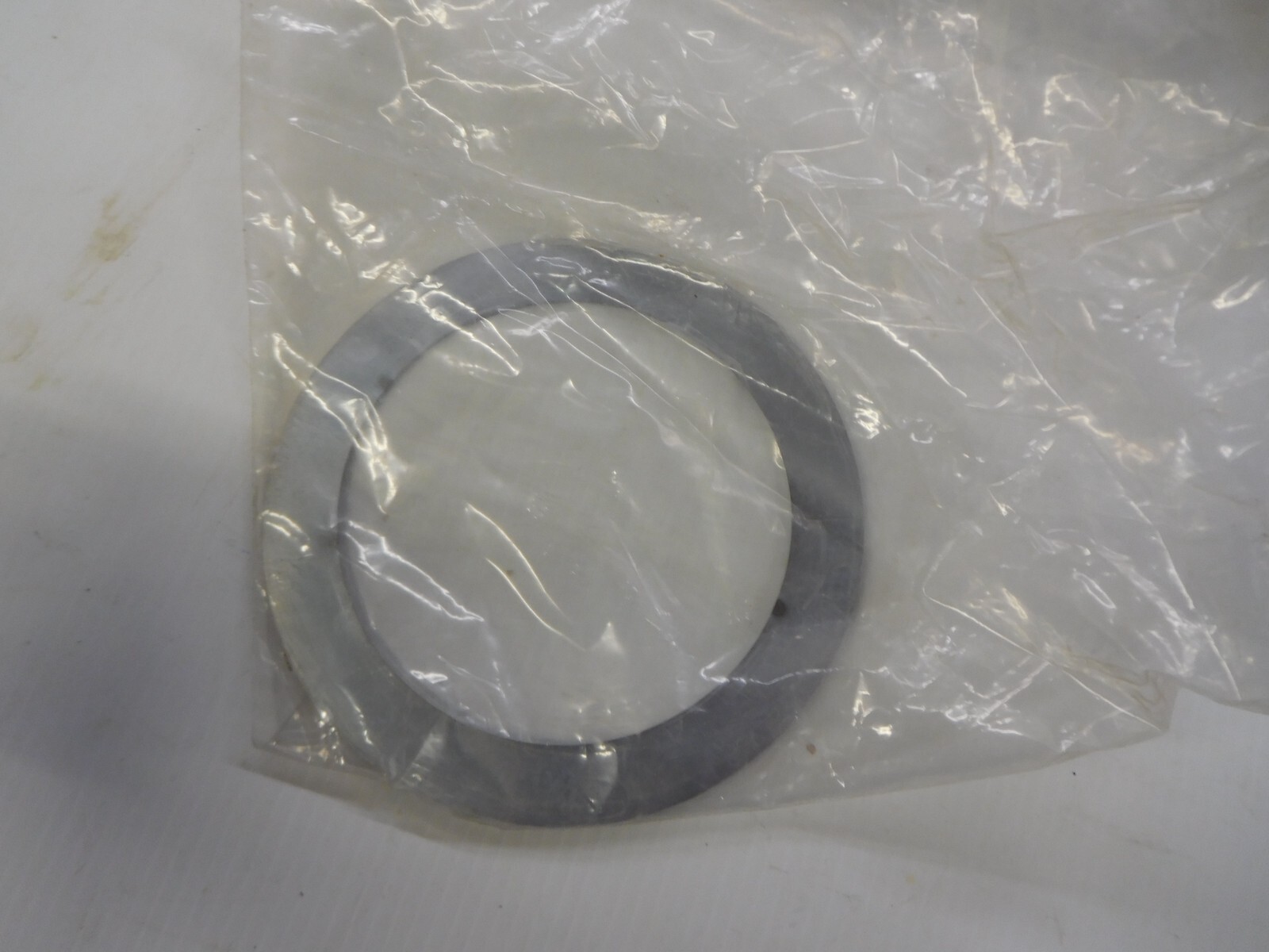 New Genuine GM Transfer Case Shim 12470944