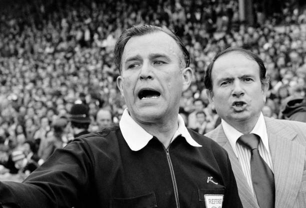 Referee Rodolf Glockner of East Germany during the European Champi- Old Photo