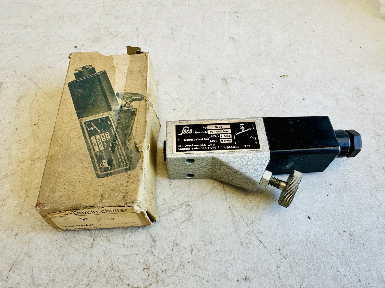 Juco 9056 mechanical pressure switch